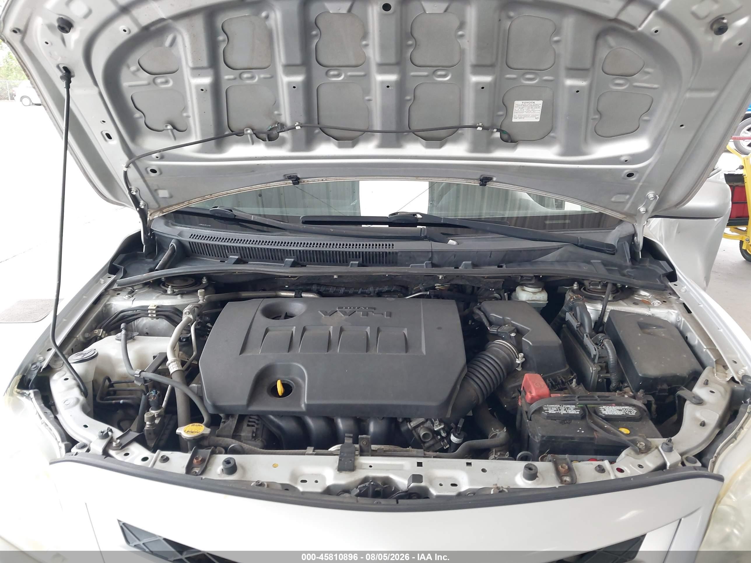 2013 Toyota Corolla L Silver vin: JTDBU4EE9DJ121862