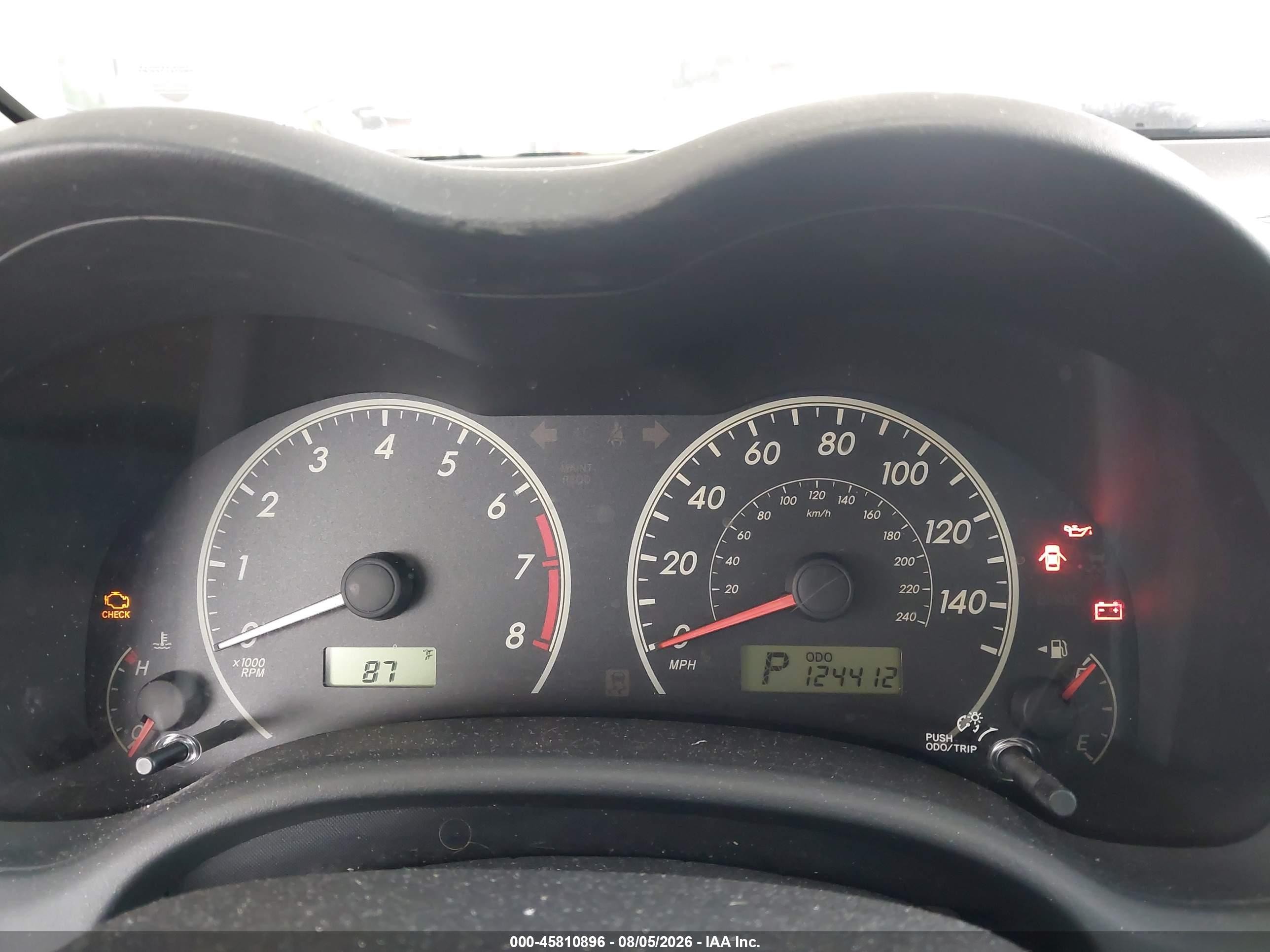 2013 Toyota Corolla L Silver vin: JTDBU4EE9DJ121862