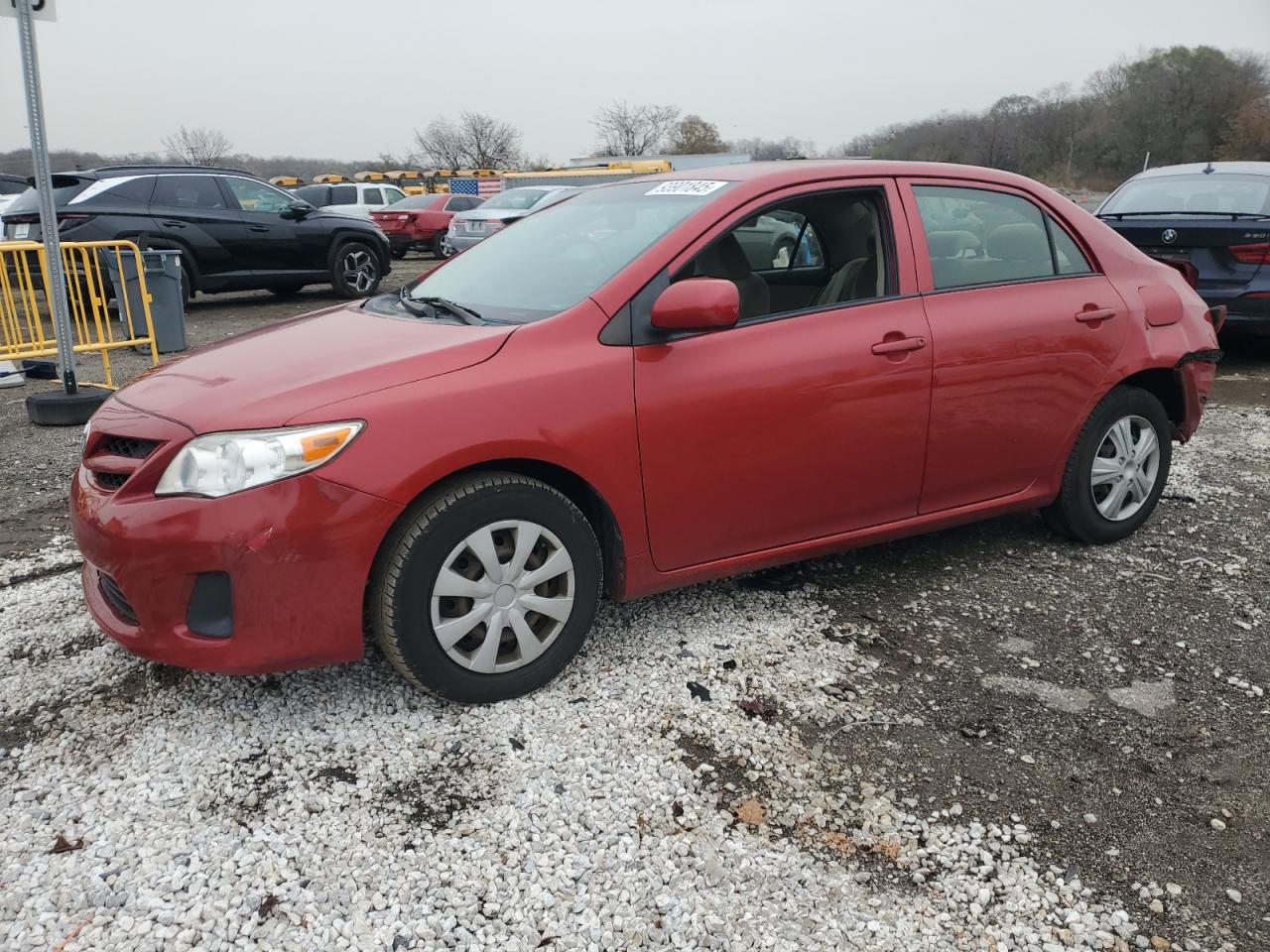 2013 Toyota Corolla Red vin: JTDBU4EE9DJ121909