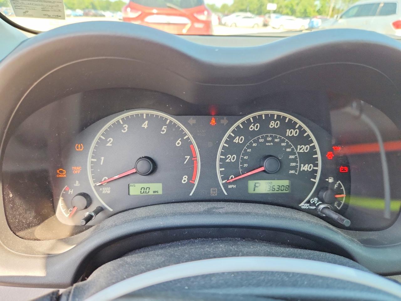 2013 Toyota Corolla L Silver vin: JTDBU4EE9DJ122428