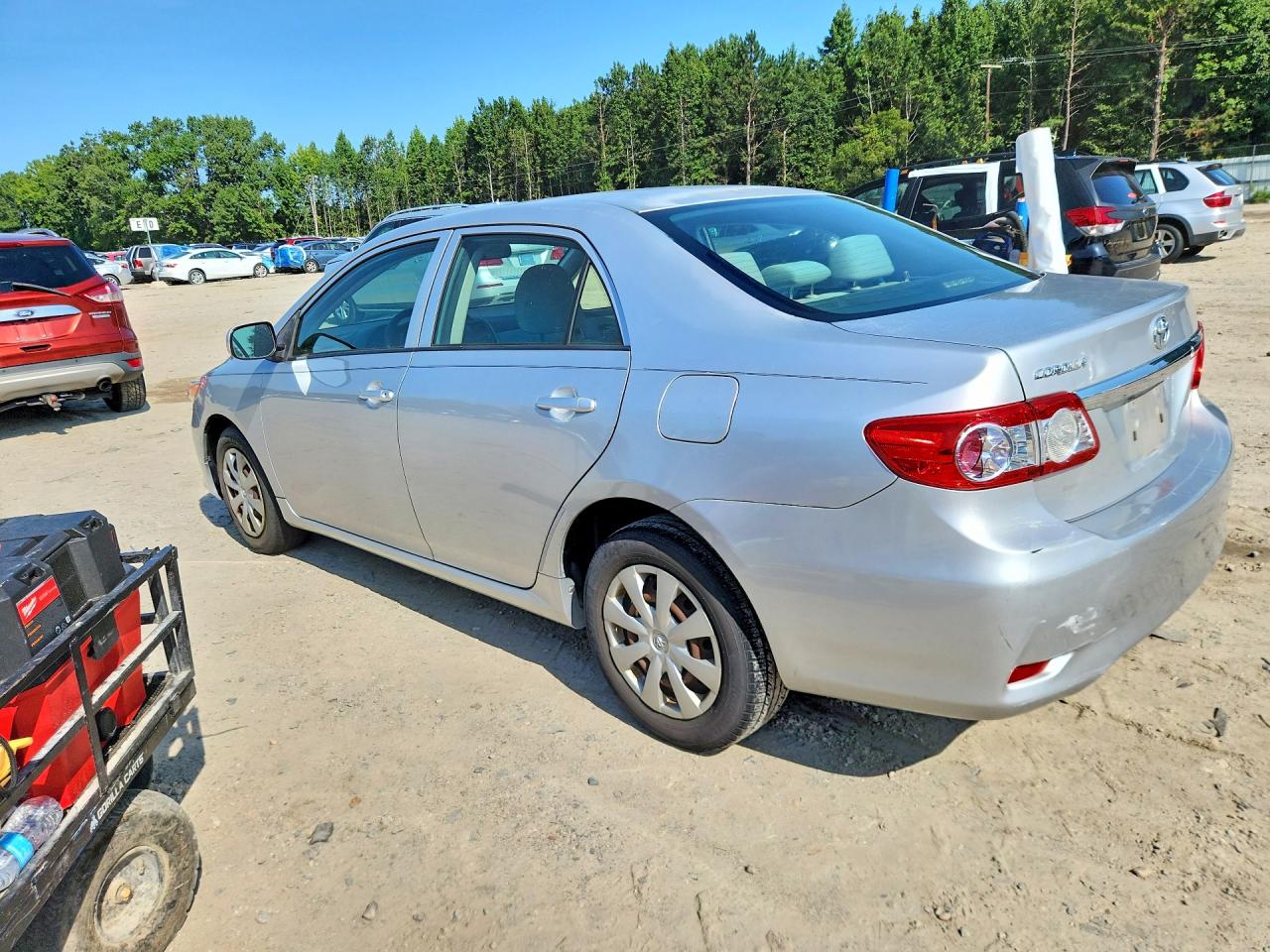 2013 Toyota Corolla L Silver vin: JTDBU4EE9DJ122428