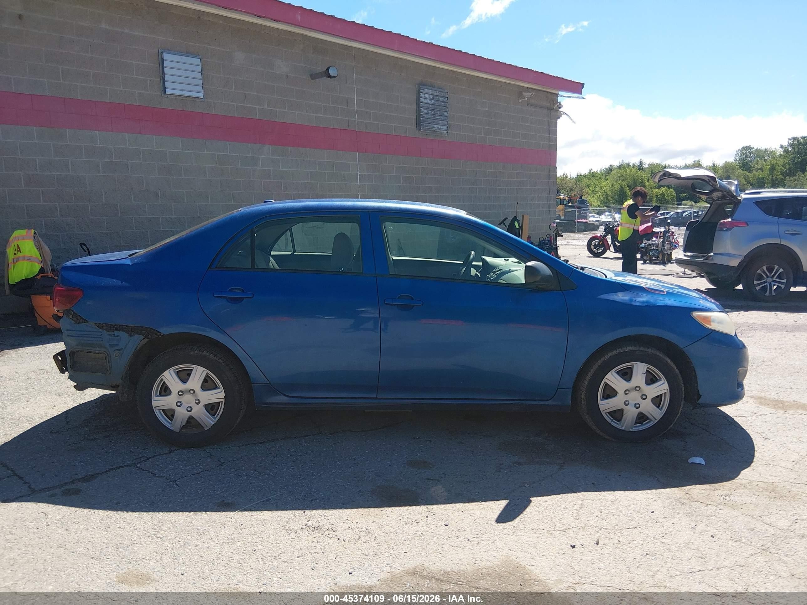 2010 Toyota Corolla Le Blue vin: JTDBU4EEXA9108308