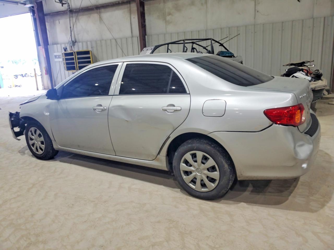 2010 Toyota Corolla Le Silver vin: JTDBU4EEXA9111435