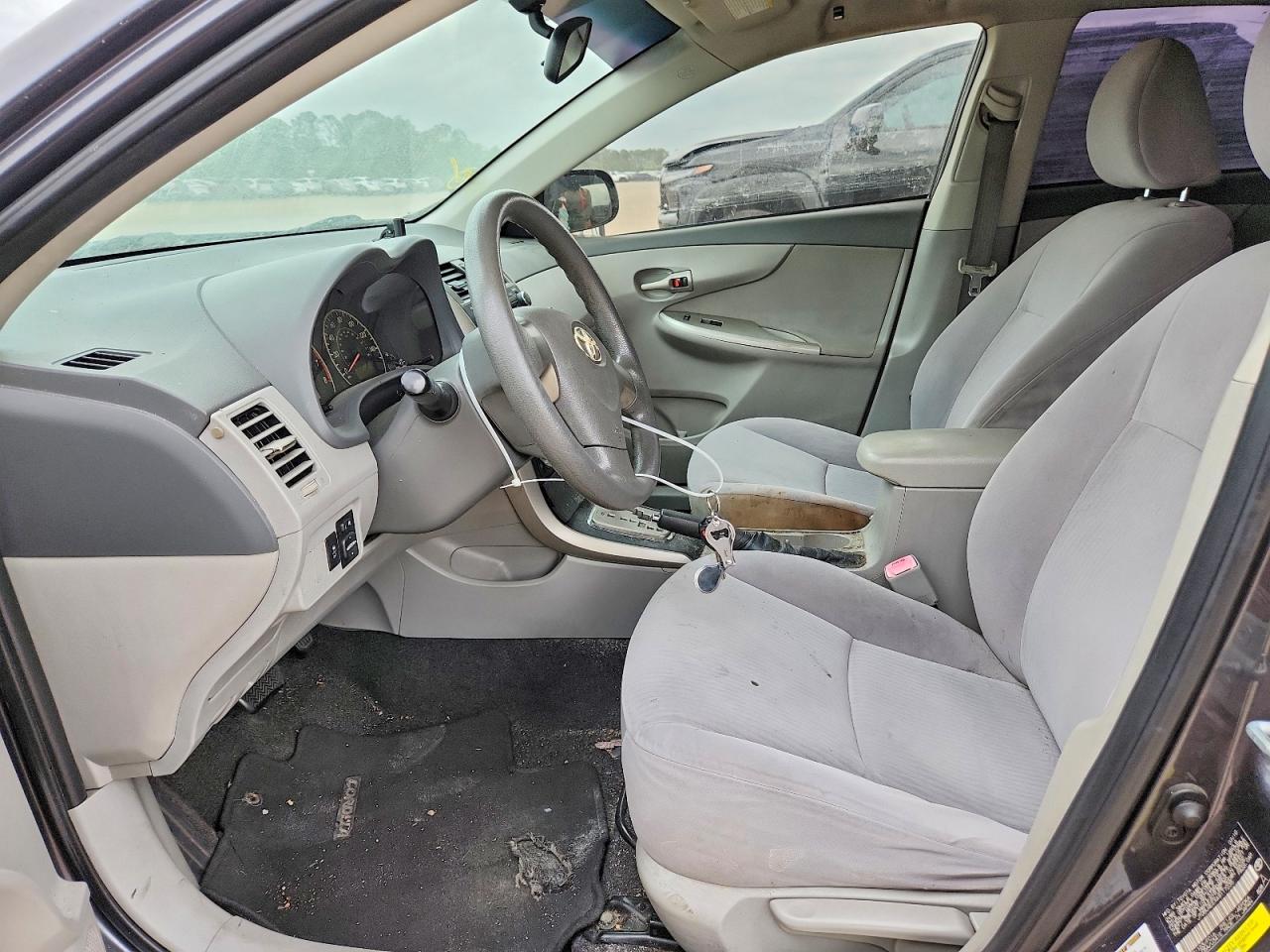 2010 Toyota Corolla Le Gray vin: JTDBU4EEXA9117235