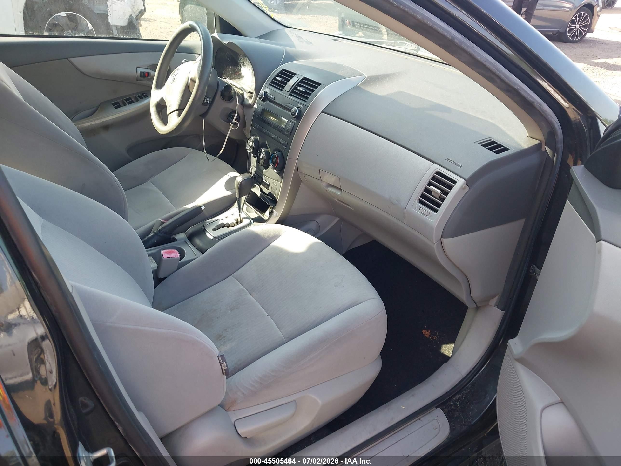 2010 Toyota Corolla Le Black vin: JTDBU4EEXAJ059156