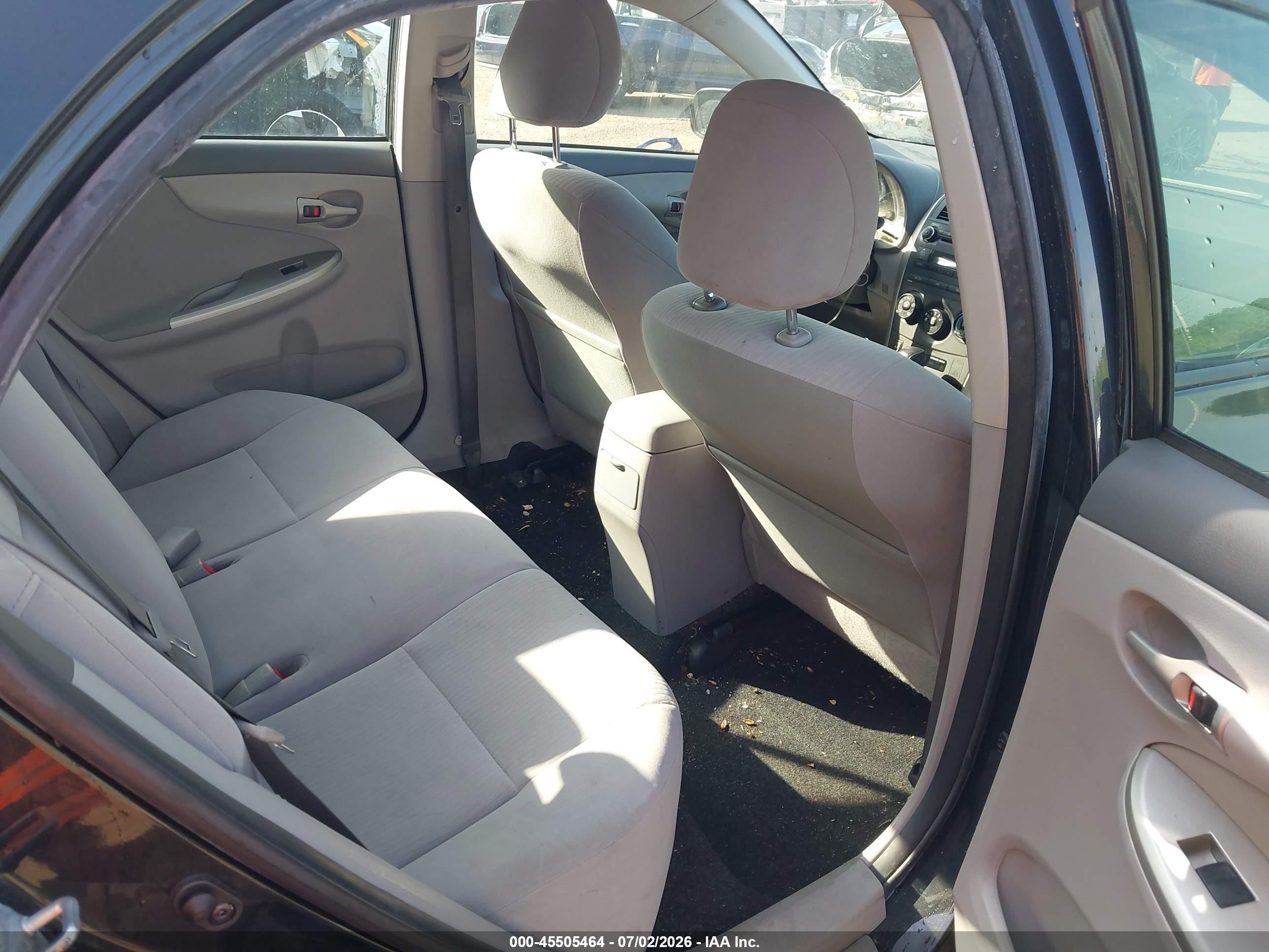 2010 Toyota Corolla Le Black vin: JTDBU4EEXAJ059156