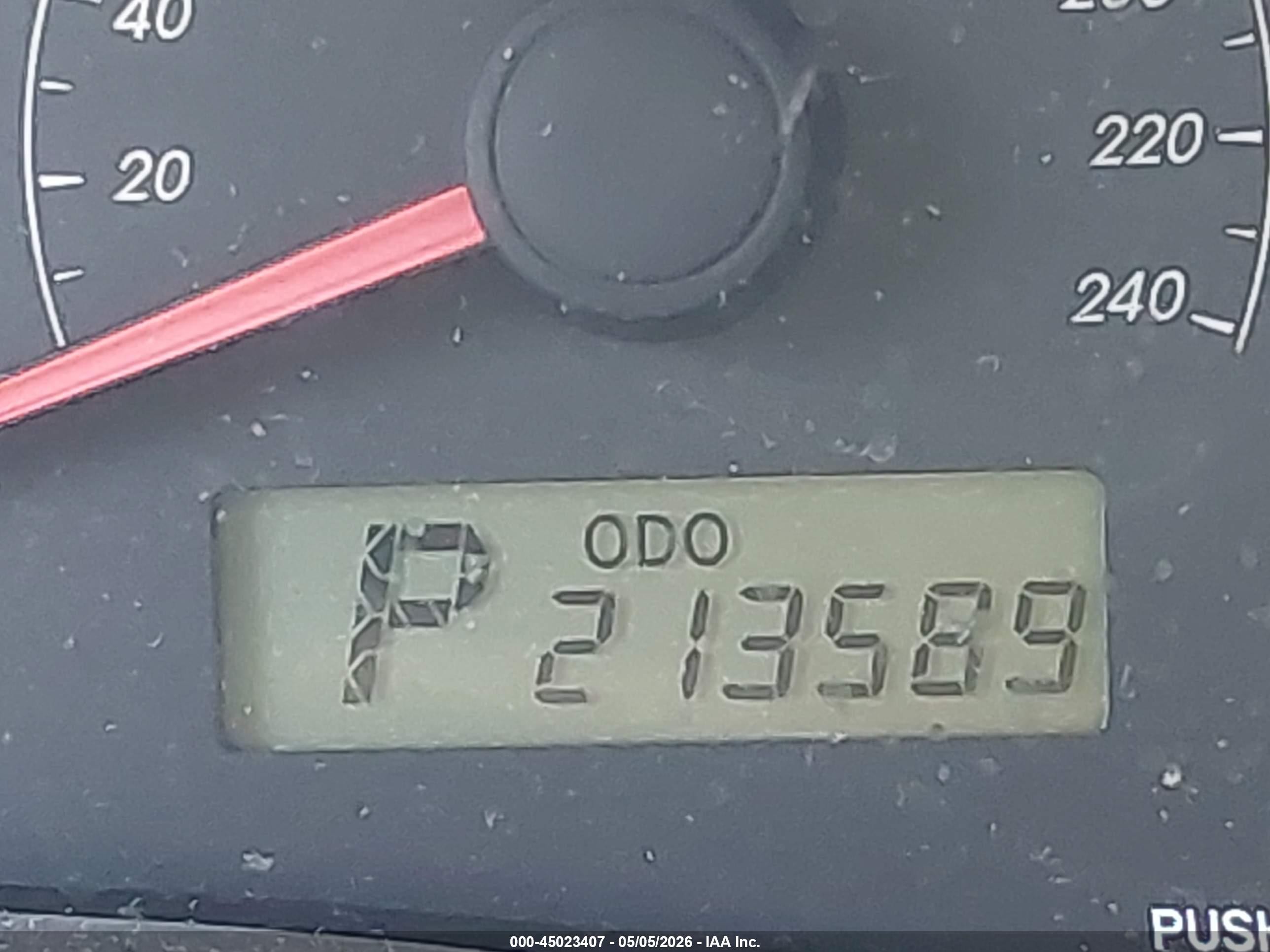 2010 Toyota Corolla Le Gray vin: JTDBU4EEXAJ059173