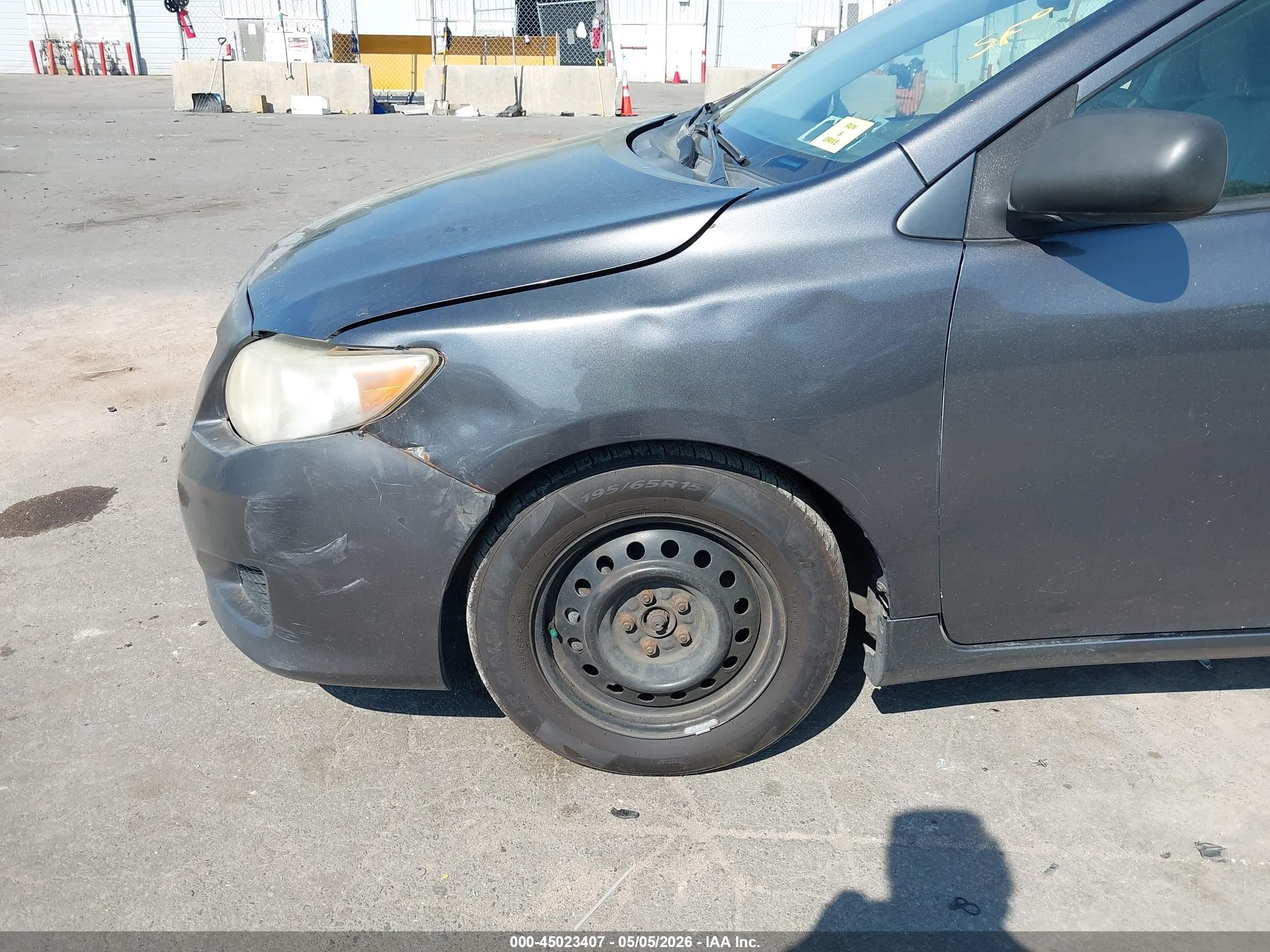 2010 Toyota Corolla Le Gray vin: JTDBU4EEXAJ059173