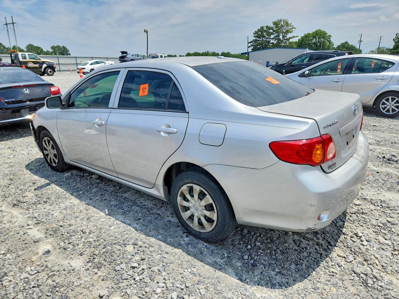 2010 Toyota Corolla Le Silver vin: JTDBU4EEXAJ073221