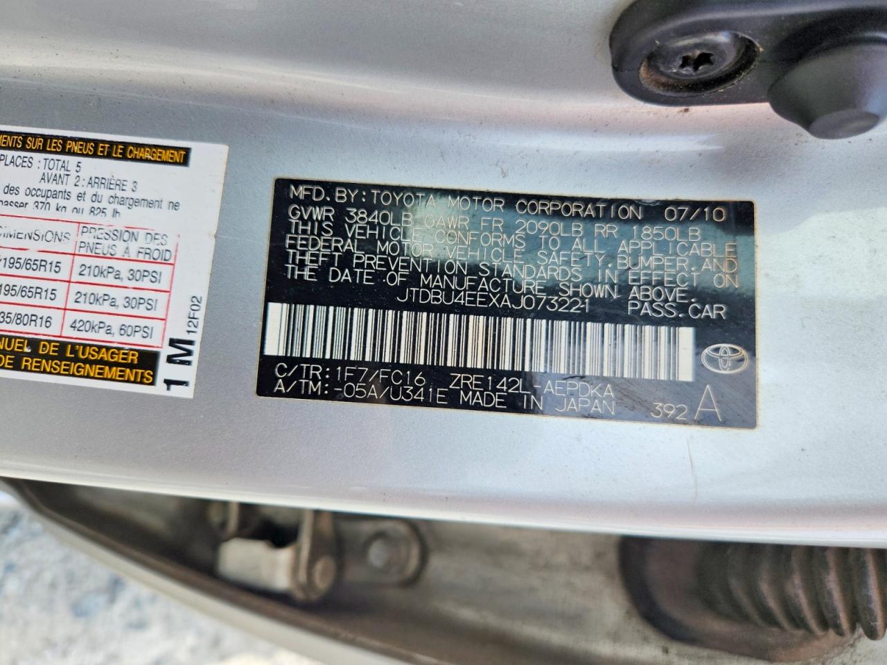 2010 Toyota Corolla Le Silver vin: JTDBU4EEXAJ073221