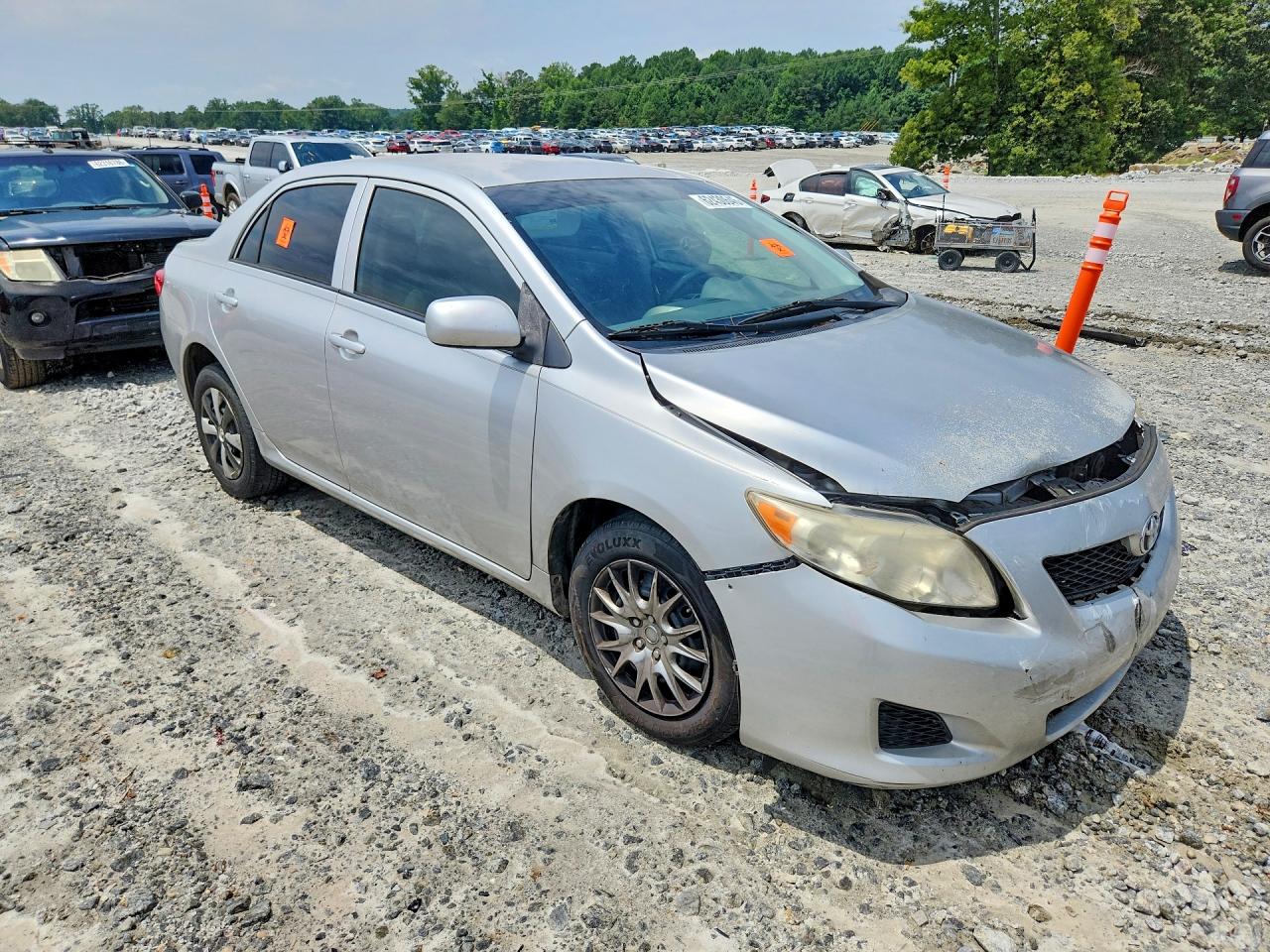2010 Toyota Corolla Le Silver vin: JTDBU4EEXAJ073221