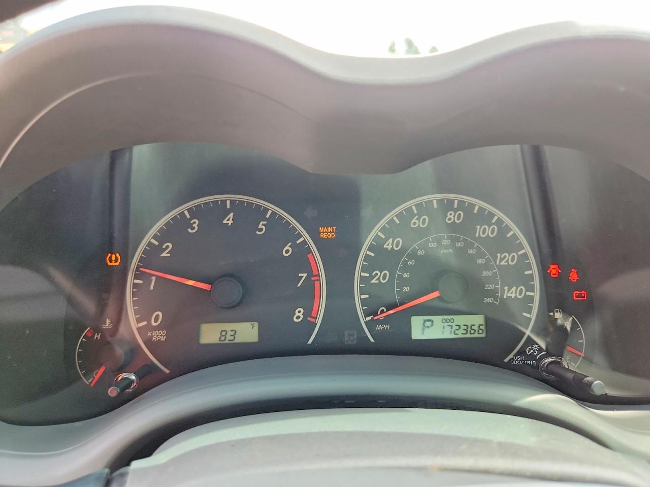 2010 Toyota Corolla Le Silver vin: JTDBU4EEXAJ073221
