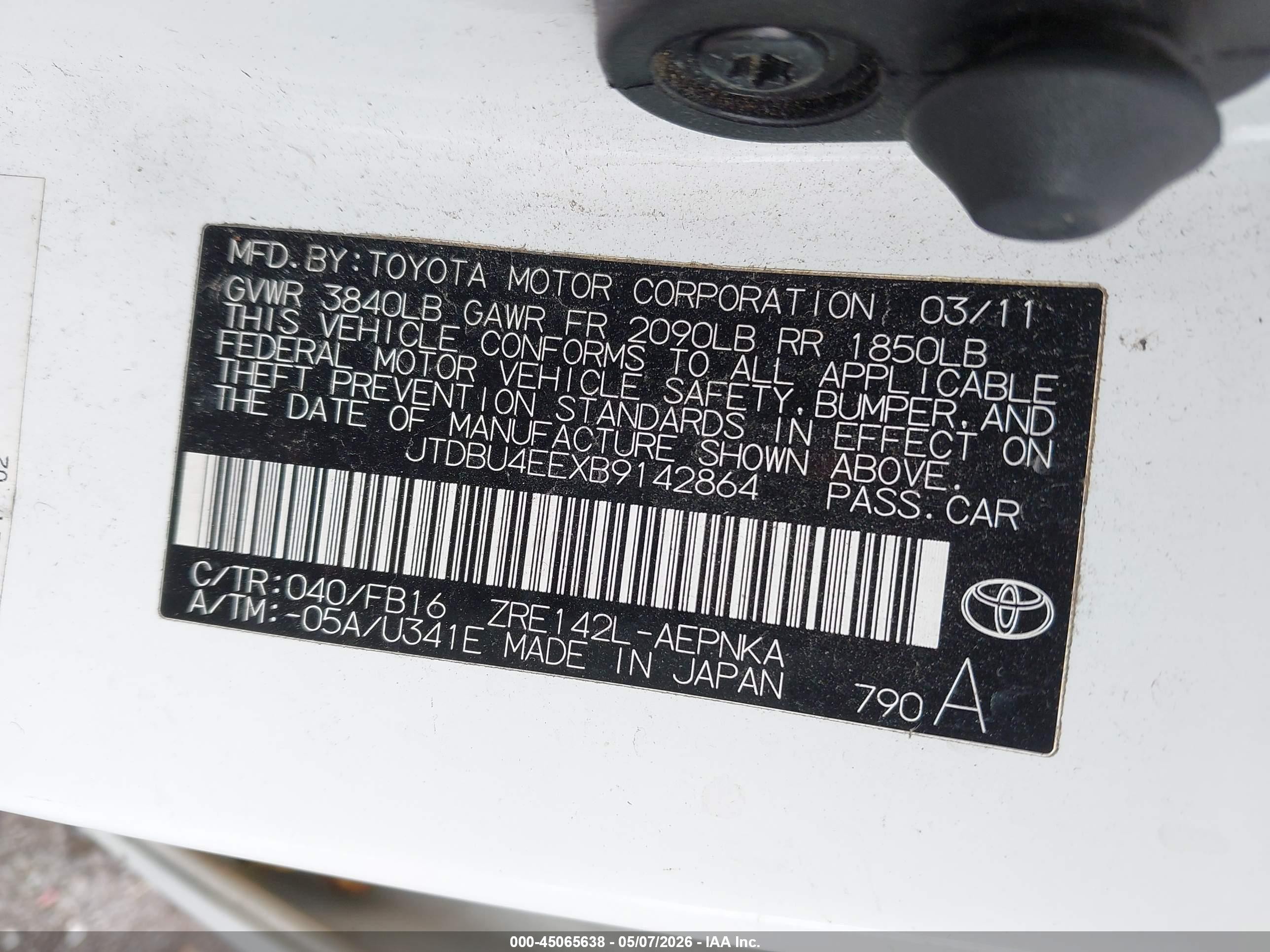 2011 Toyota Corolla Le White vin: JTDBU4EEXB9142864