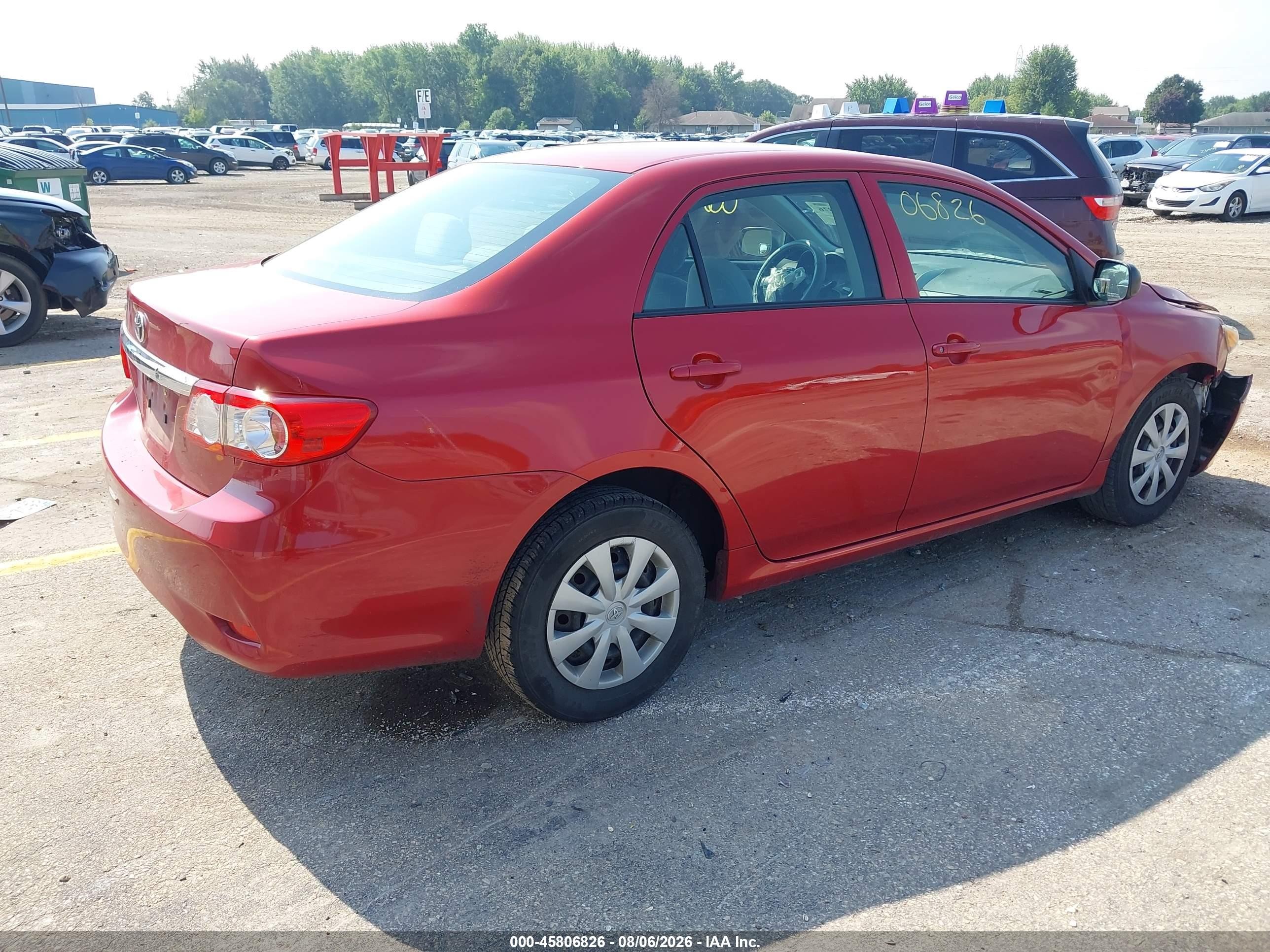 2011 Toyota Corolla   Red vin: JTDBU4EEXB9144422