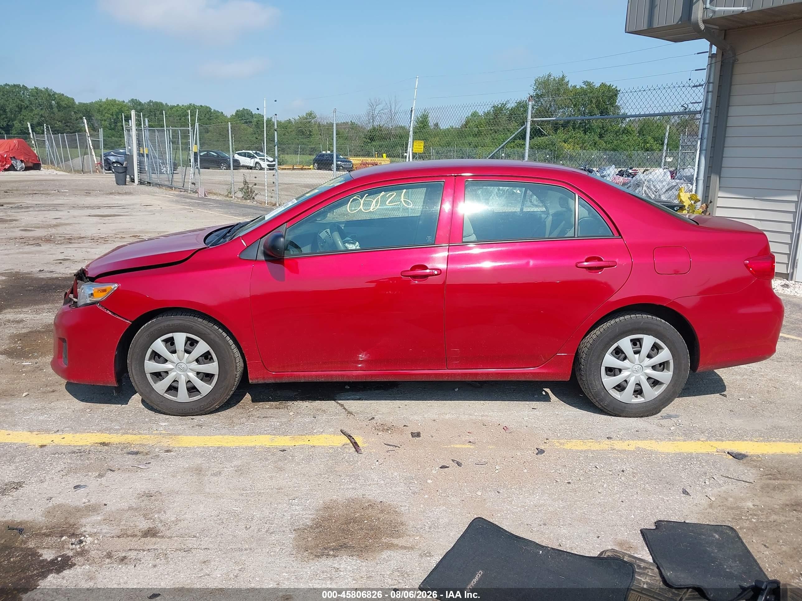 2011 Toyota Corolla   Red vin: JTDBU4EEXB9144422