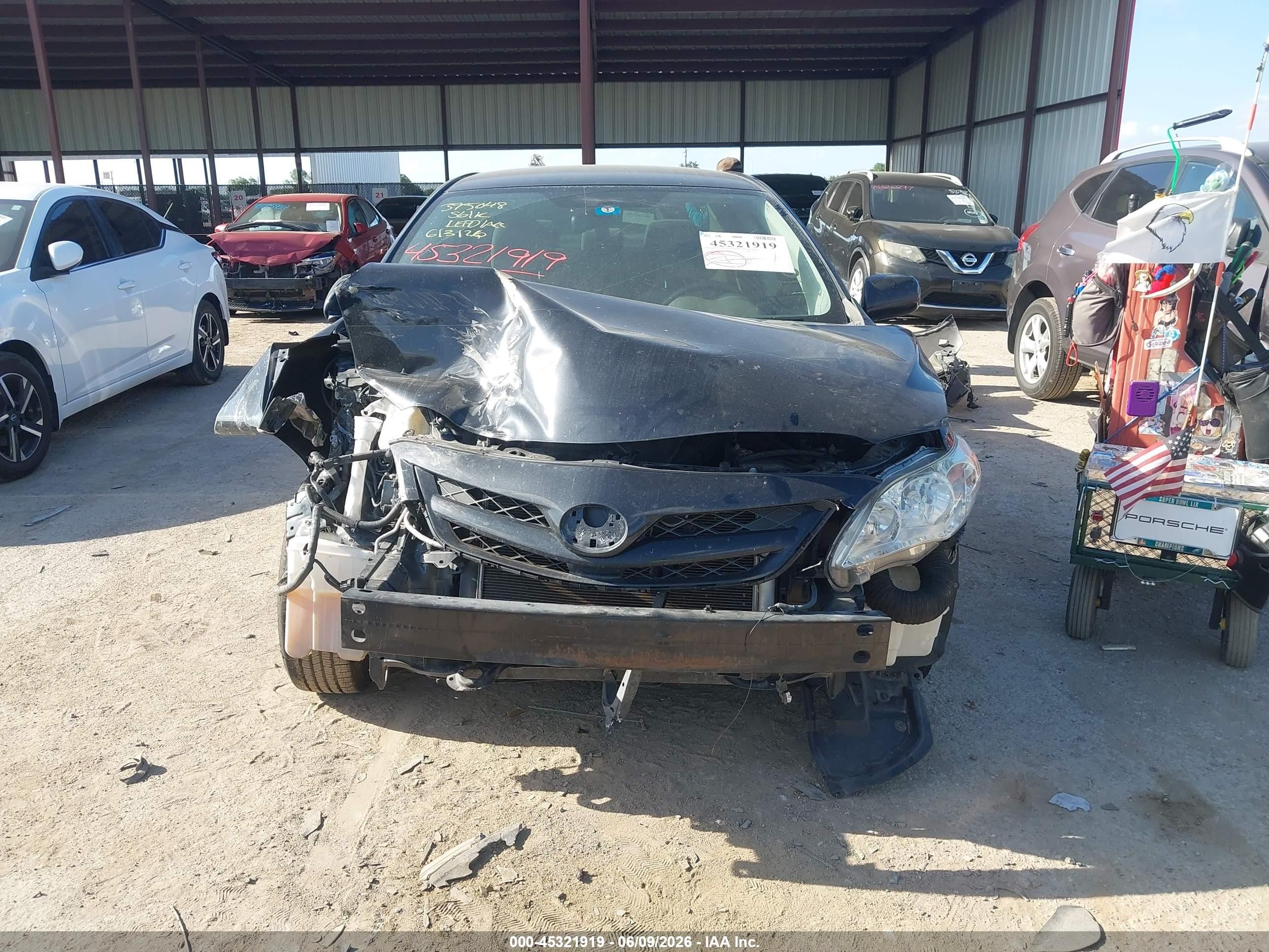 2011 Toyota Corolla Le Black vin: JTDBU4EEXB9159812