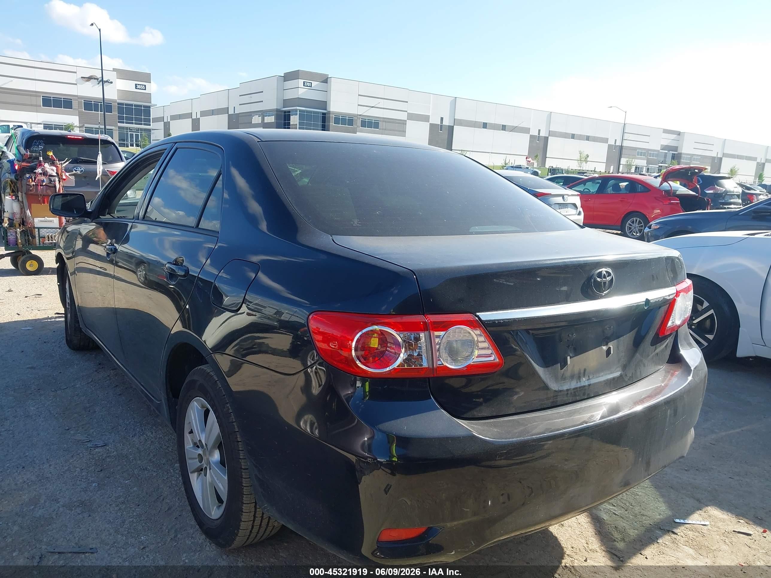 2011 Toyota Corolla Le Black vin: JTDBU4EEXB9159812