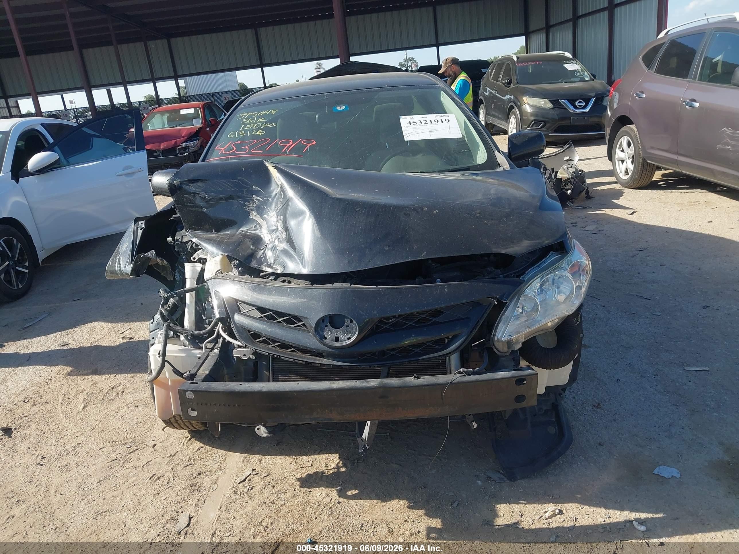 2011 Toyota Corolla Le Black vin: JTDBU4EEXB9159812