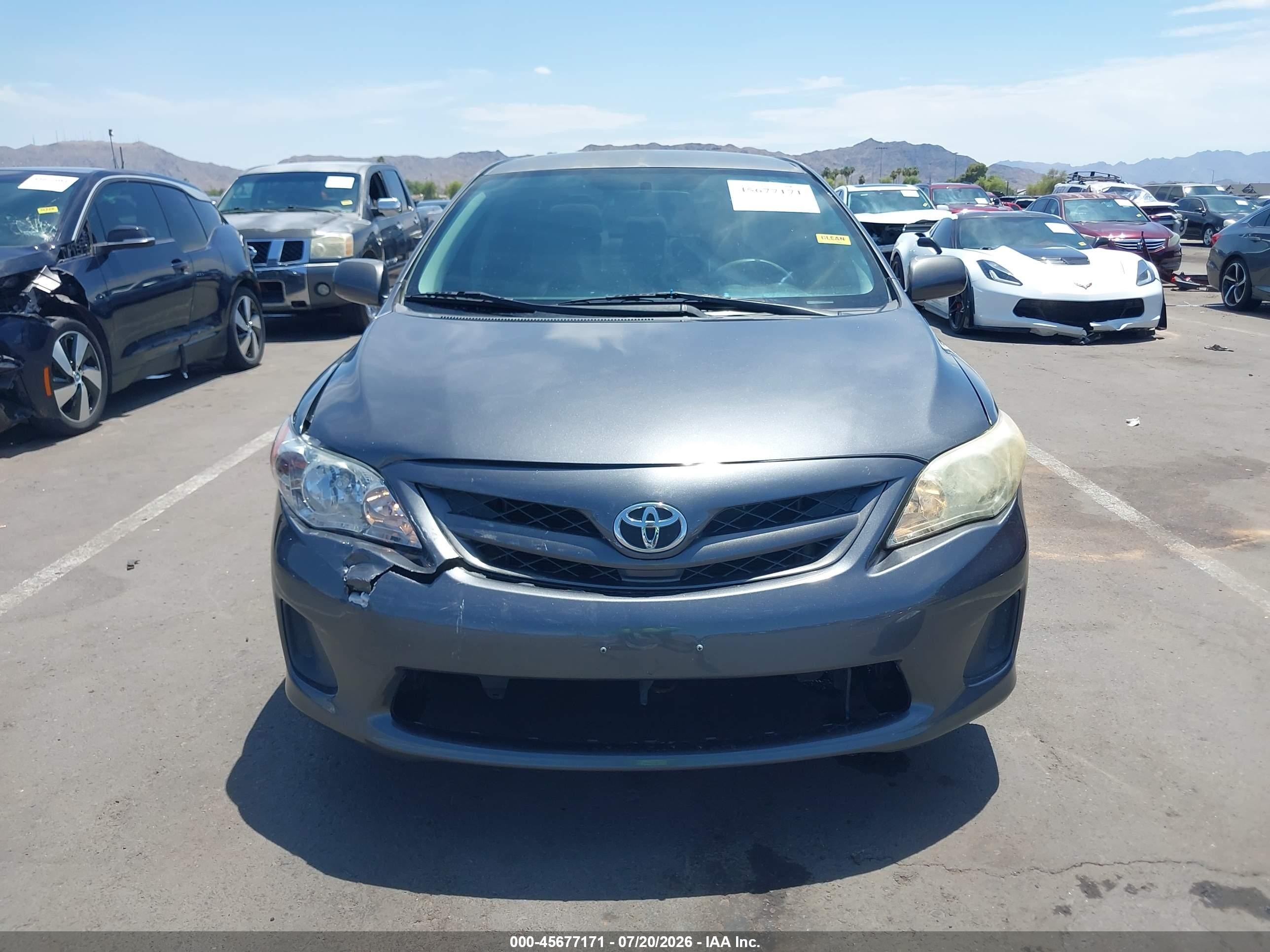 2011 Toyota Corolla Le Gray vin: JTDBU4EEXB9160975