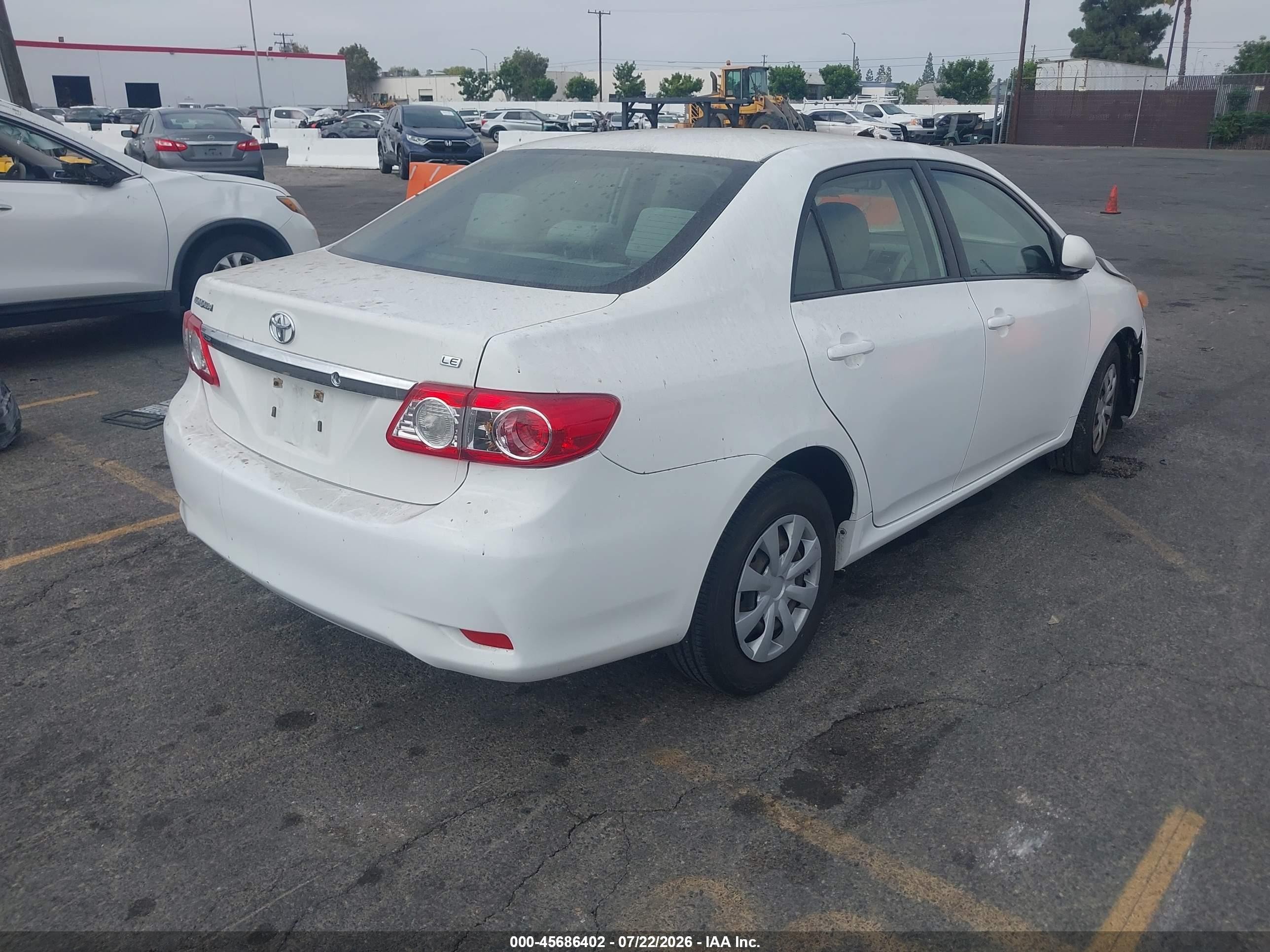 2011 Toyota Corolla Le White vin: JTDBU4EEXB9161236