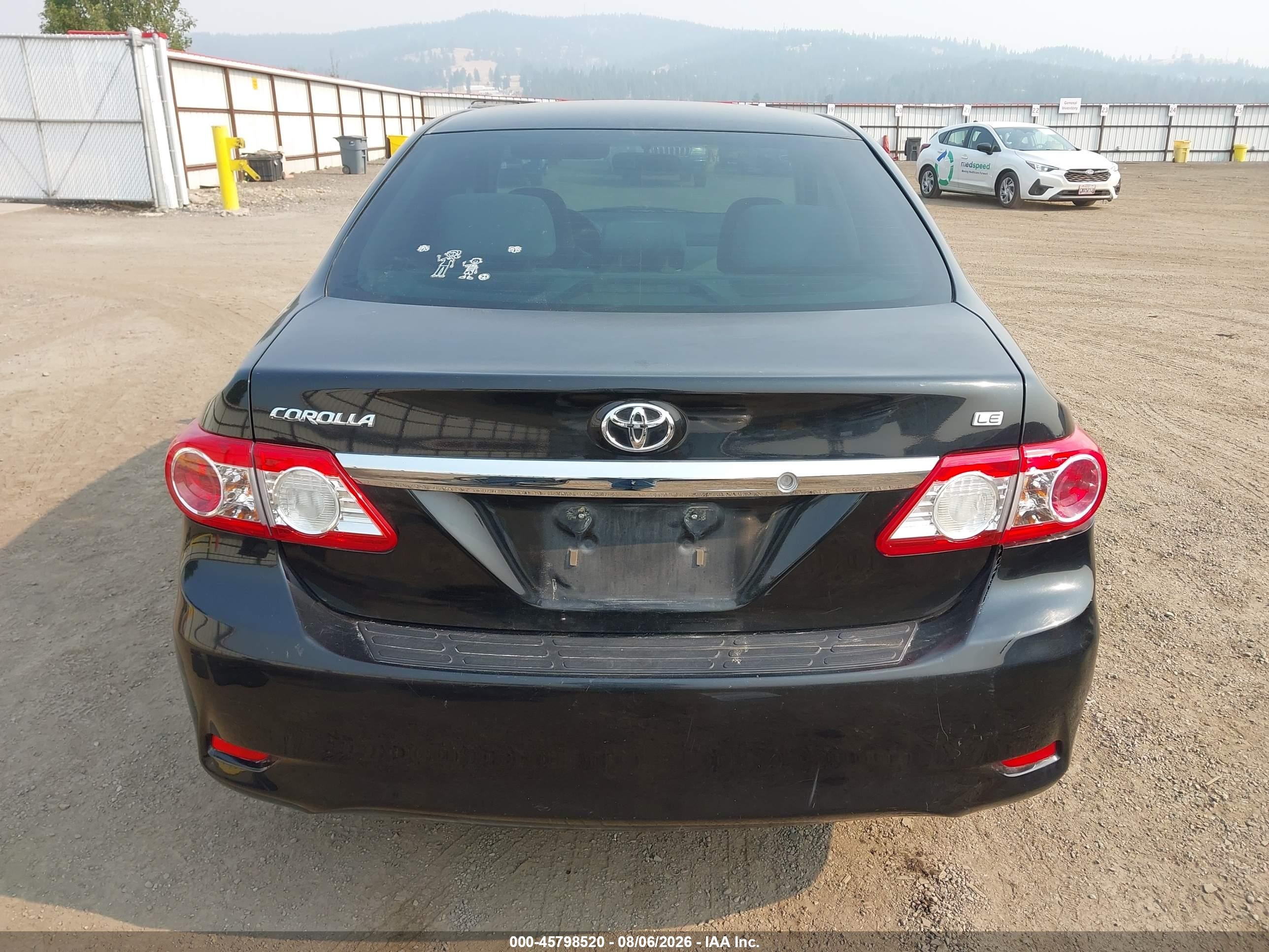 2011 Toyota Corolla Le Black vin: JTDBU4EEXB9164072