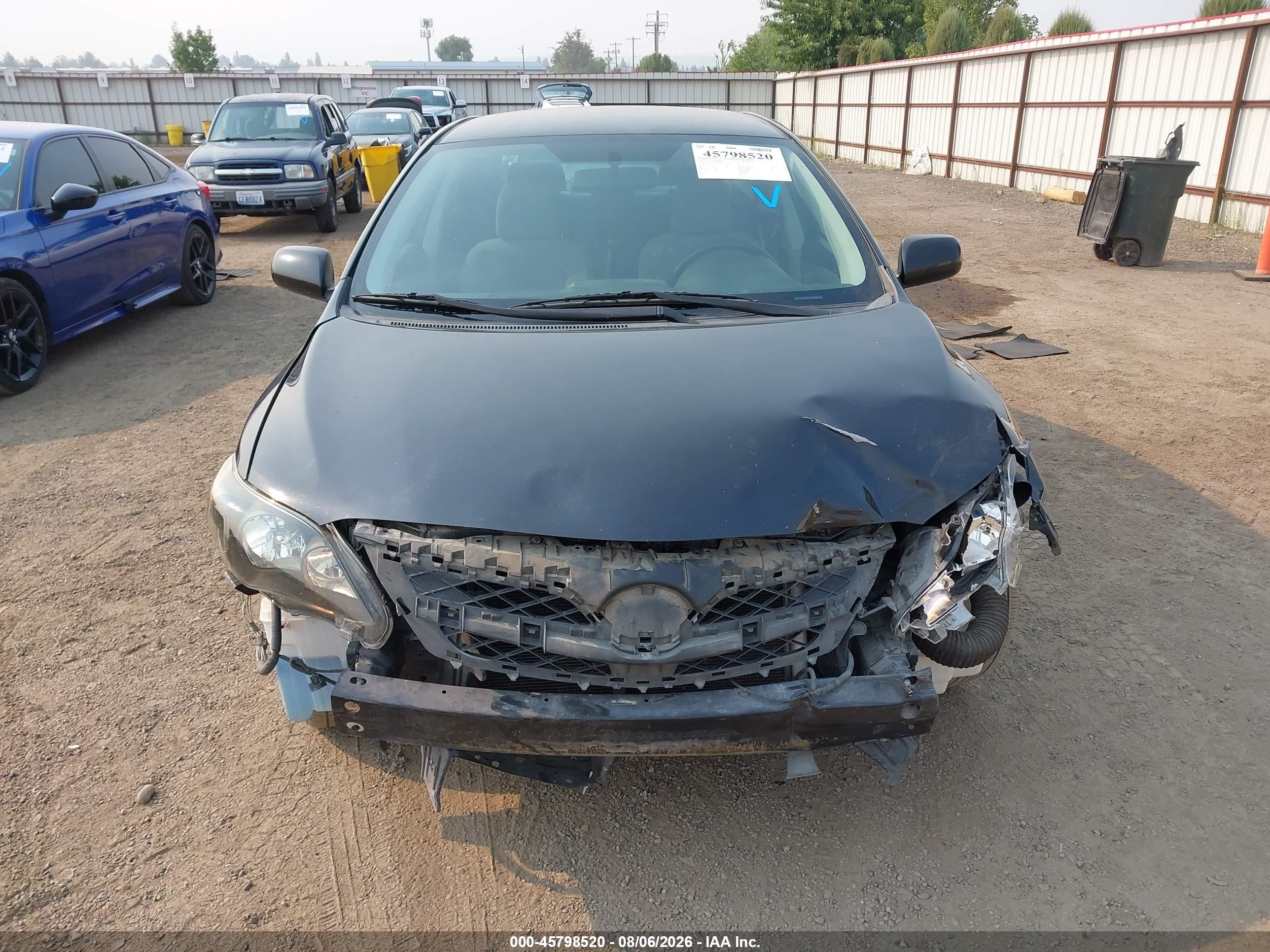2011 Toyota Corolla Le Black vin: JTDBU4EEXB9164072
