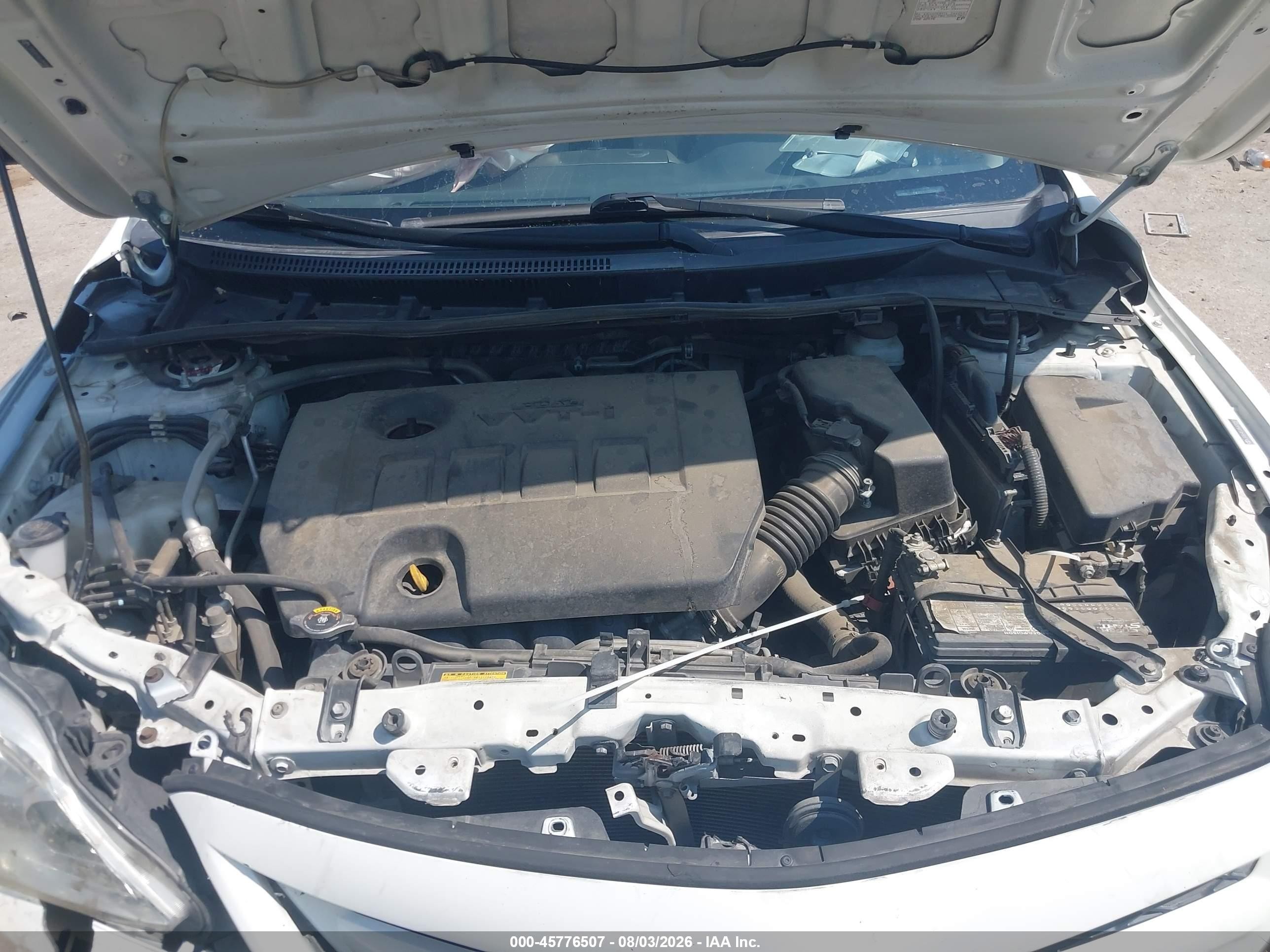 2011 Toyota Corolla Le White vin: JTDBU4EEXBJ099965
