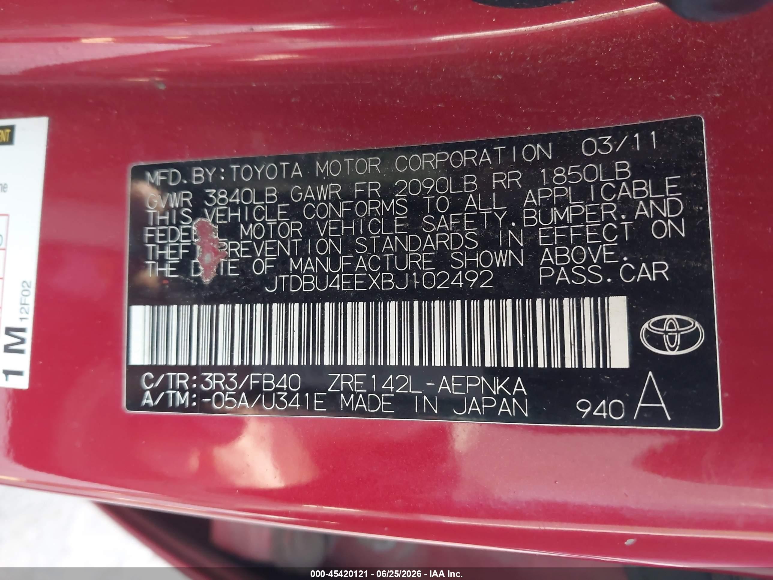 2011 Toyota Corolla Le Red vin: JTDBU4EEXBJ102492