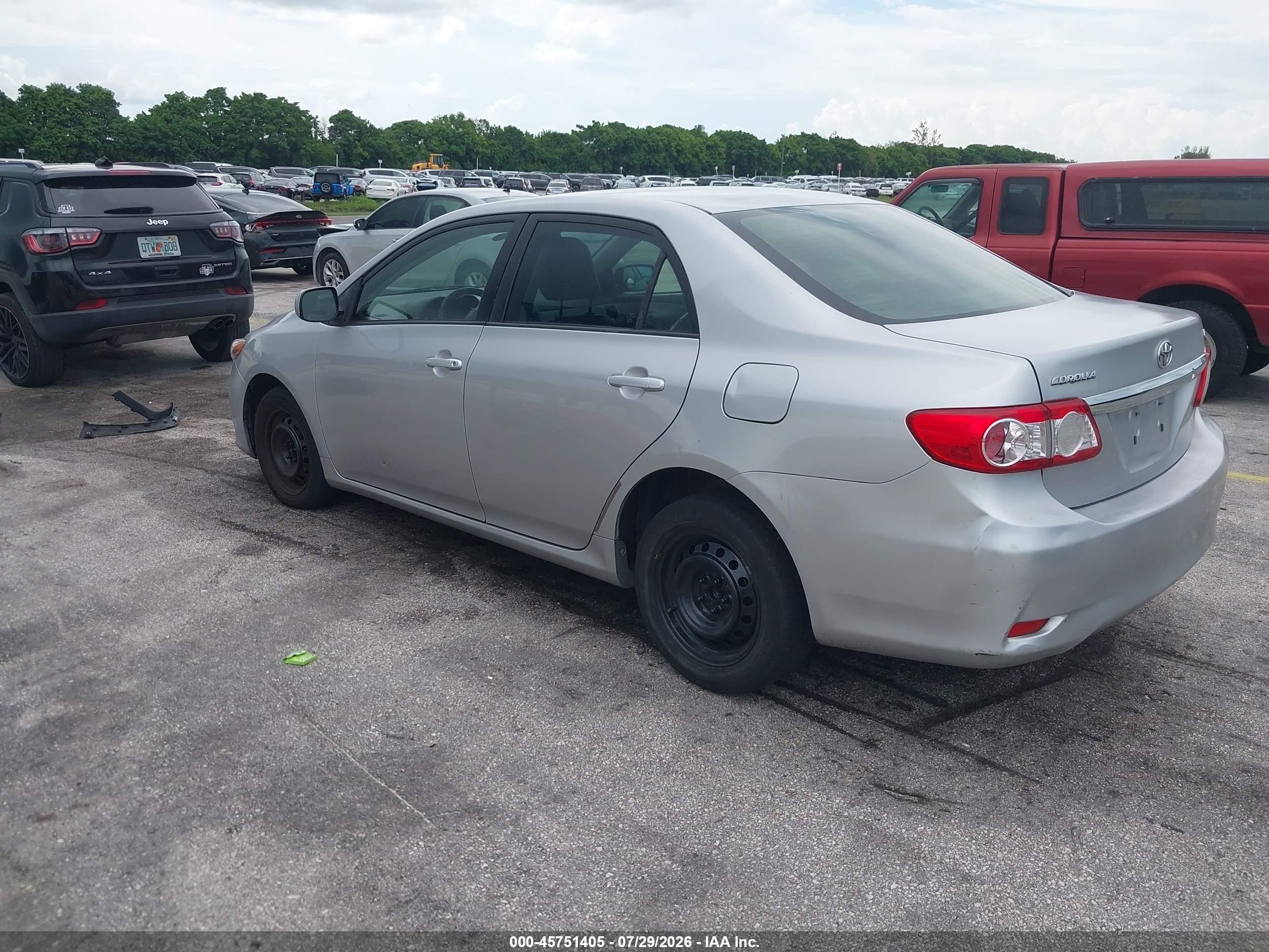2012 Toyota Corolla Le Silver vin: JTDBU4EEXC9172903