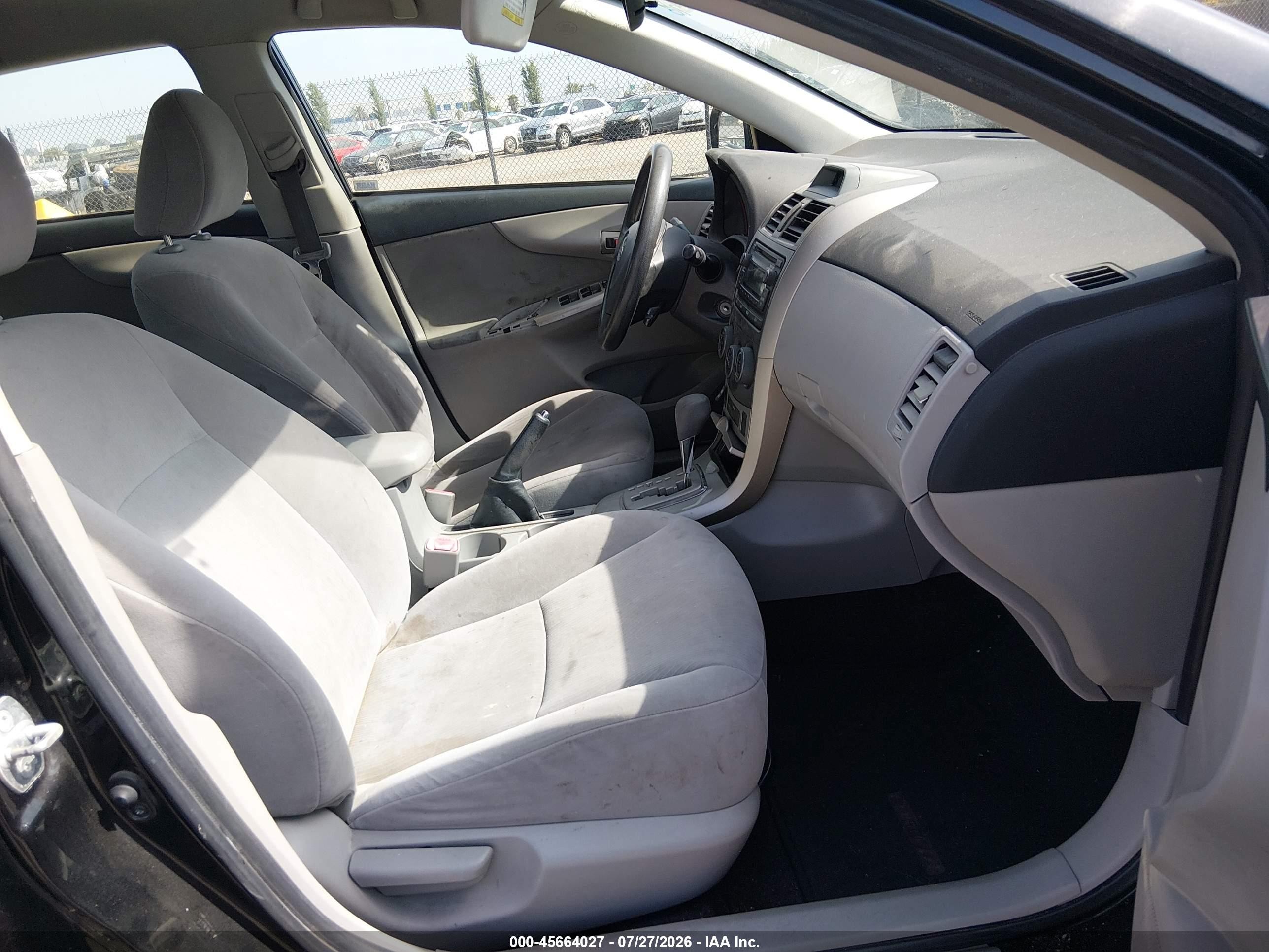 2012 Toyota Corolla Le Black vin: JTDBU4EEXC9178104