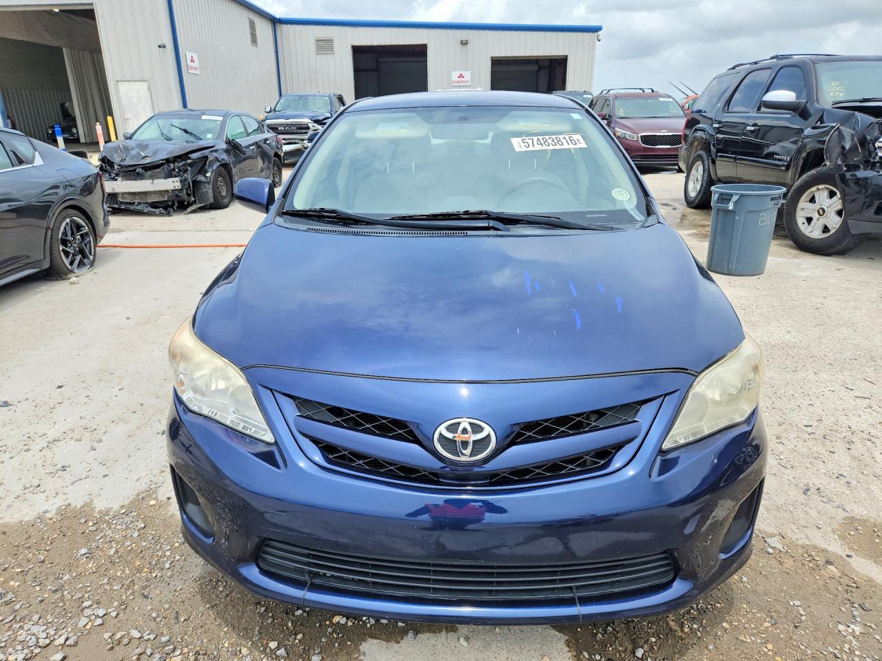 2013 Toyota Corolla L Blue vin: JTDBU4EEXDJ118825