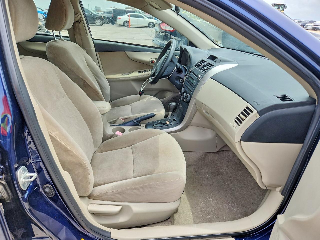 2013 Toyota Corolla L Blue vin: JTDBU4EEXDJ118825