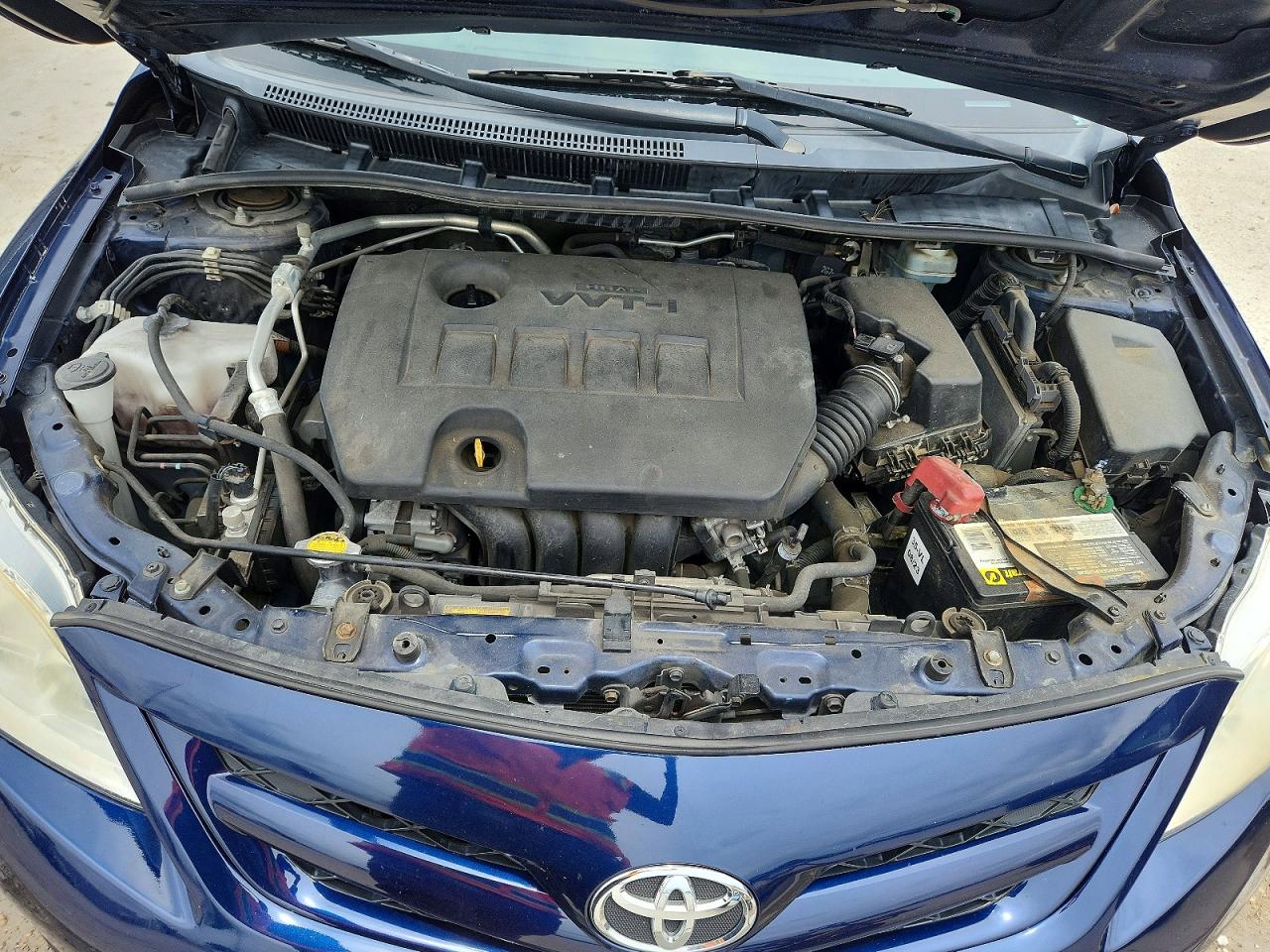 2013 Toyota Corolla L Blue vin: JTDBU4EEXDJ118825