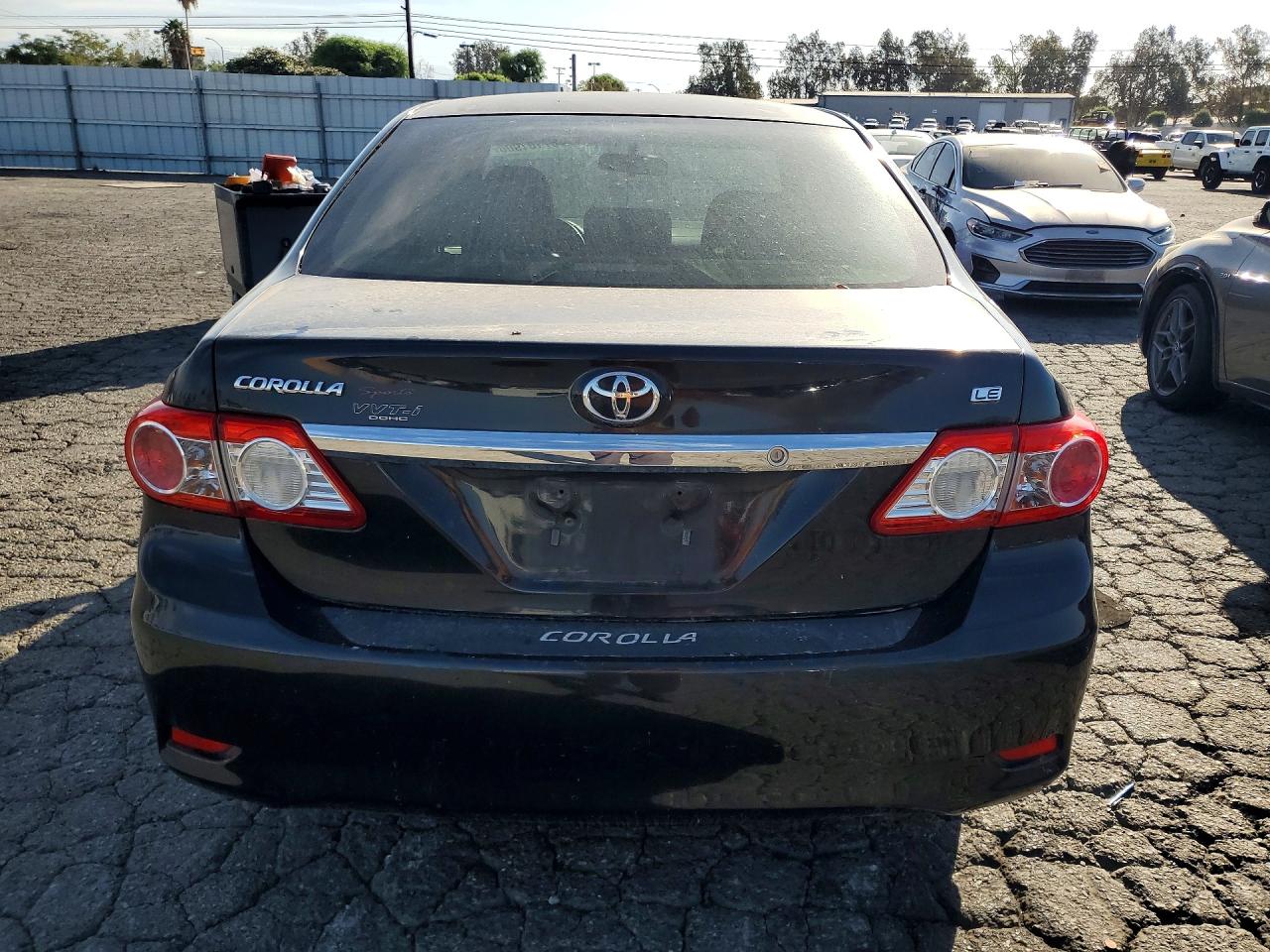 2013 Toyota Corolla Le Black vin: JTDBU4EEXDJ119392