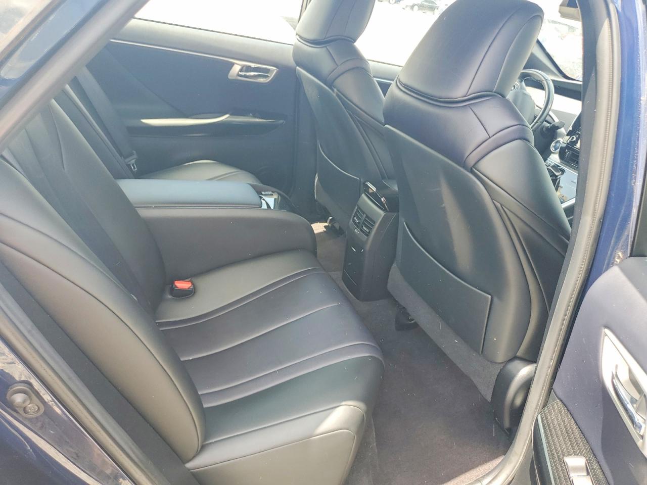 2018 Toyota Mirai Base Blue vin: JTDBVRBD1JA005377