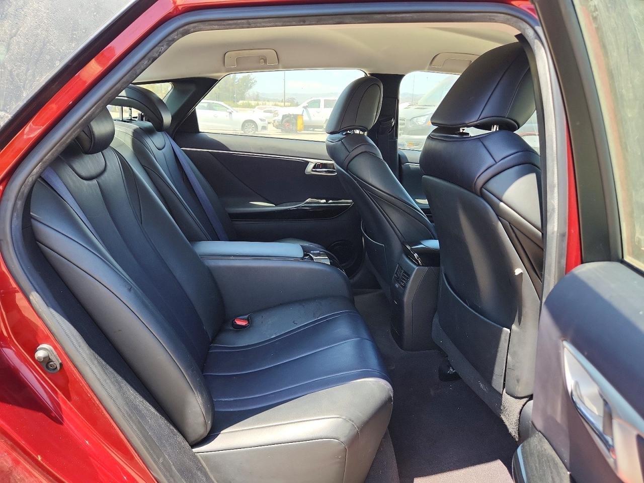 2019 Toyota Mirai Base Burgundy vin: JTDBVRBD5KA006470