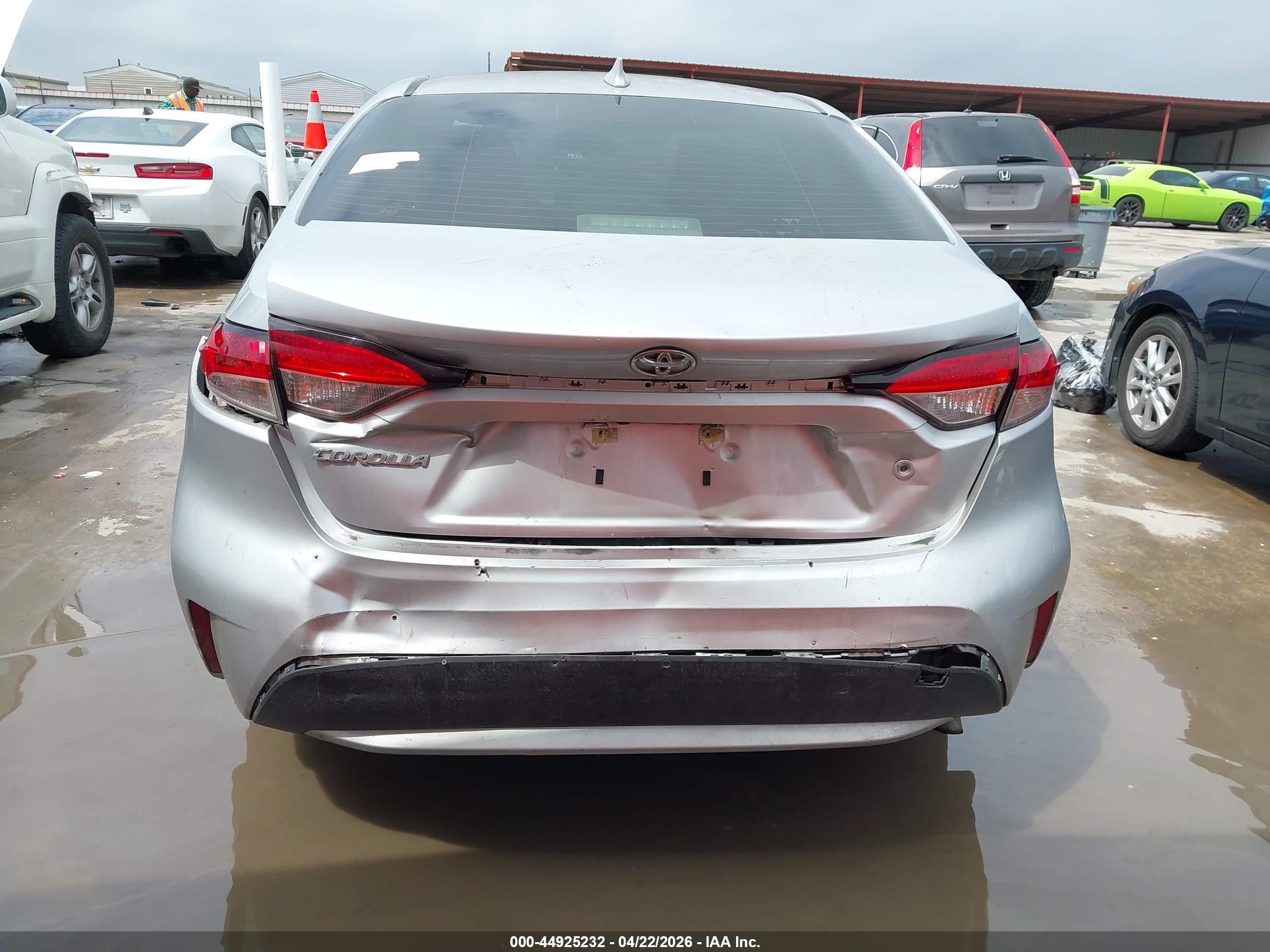 2020 Toyota Corolla L Silver vin: JTDDPRAE6LJ059077