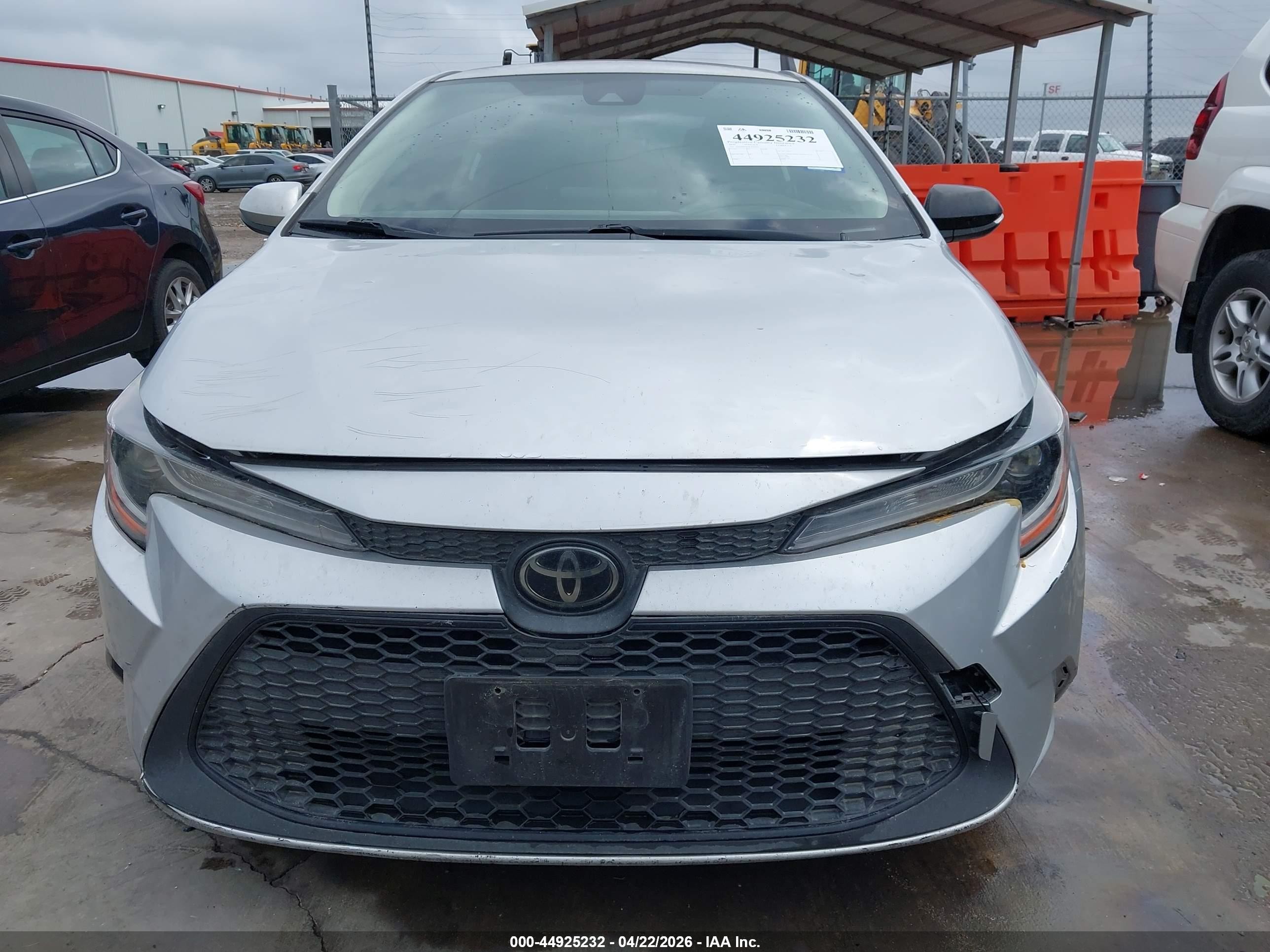 2020 Toyota Corolla L Silver vin: JTDDPRAE6LJ059077
