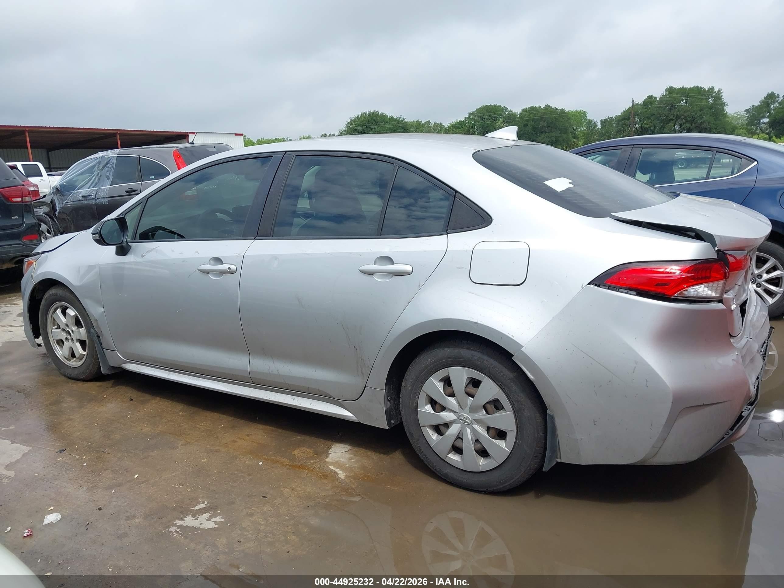 2020 Toyota Corolla L Silver vin: JTDDPRAE6LJ059077