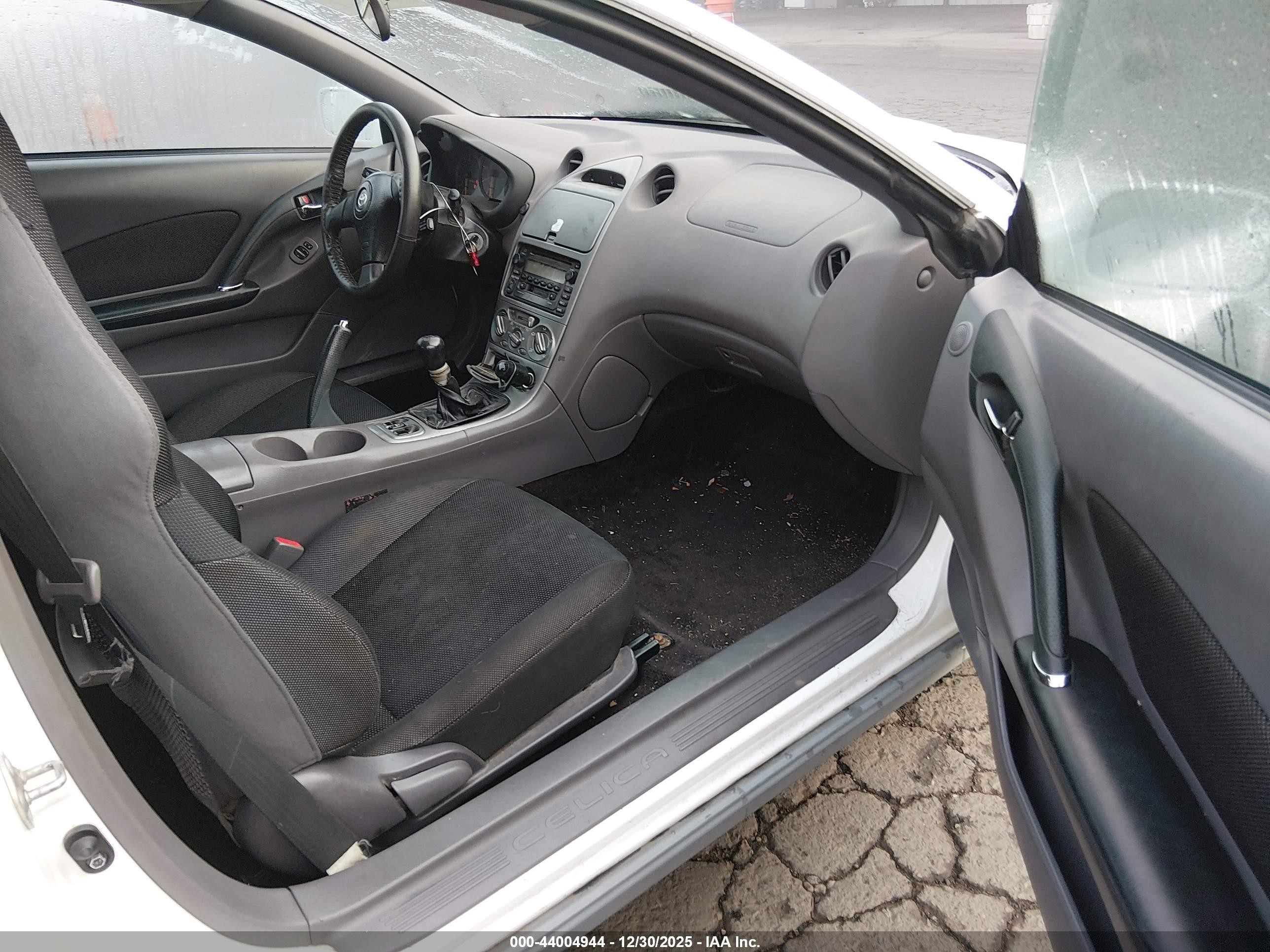 2001 Toyota Celica Gt White vin: JTDDR32T010091434