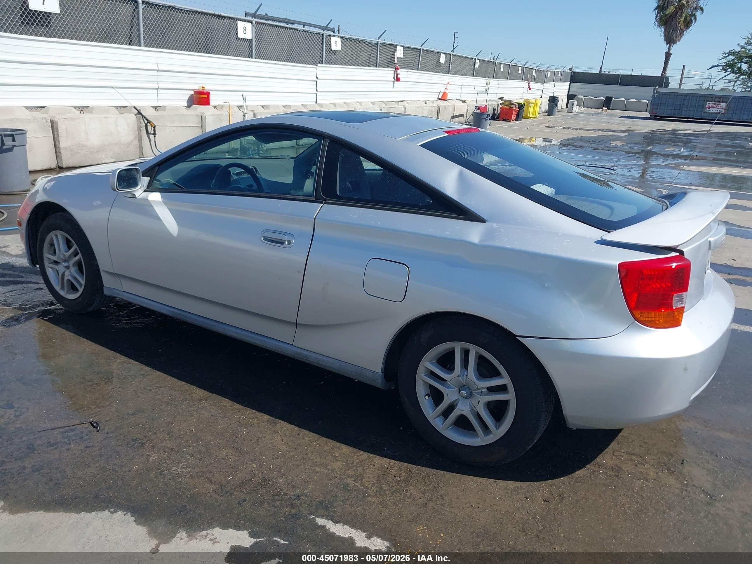 2000 Toyota Celica Gt Silver vin: JTDDR32T2Y0068988