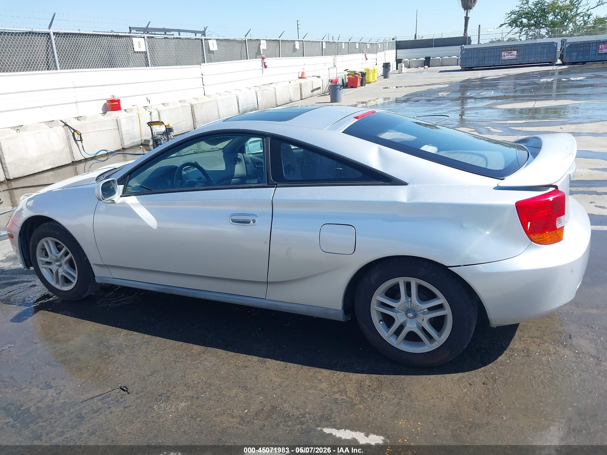 2000 Toyota Celica Gt Silver vin: JTDDR32T2Y0068988