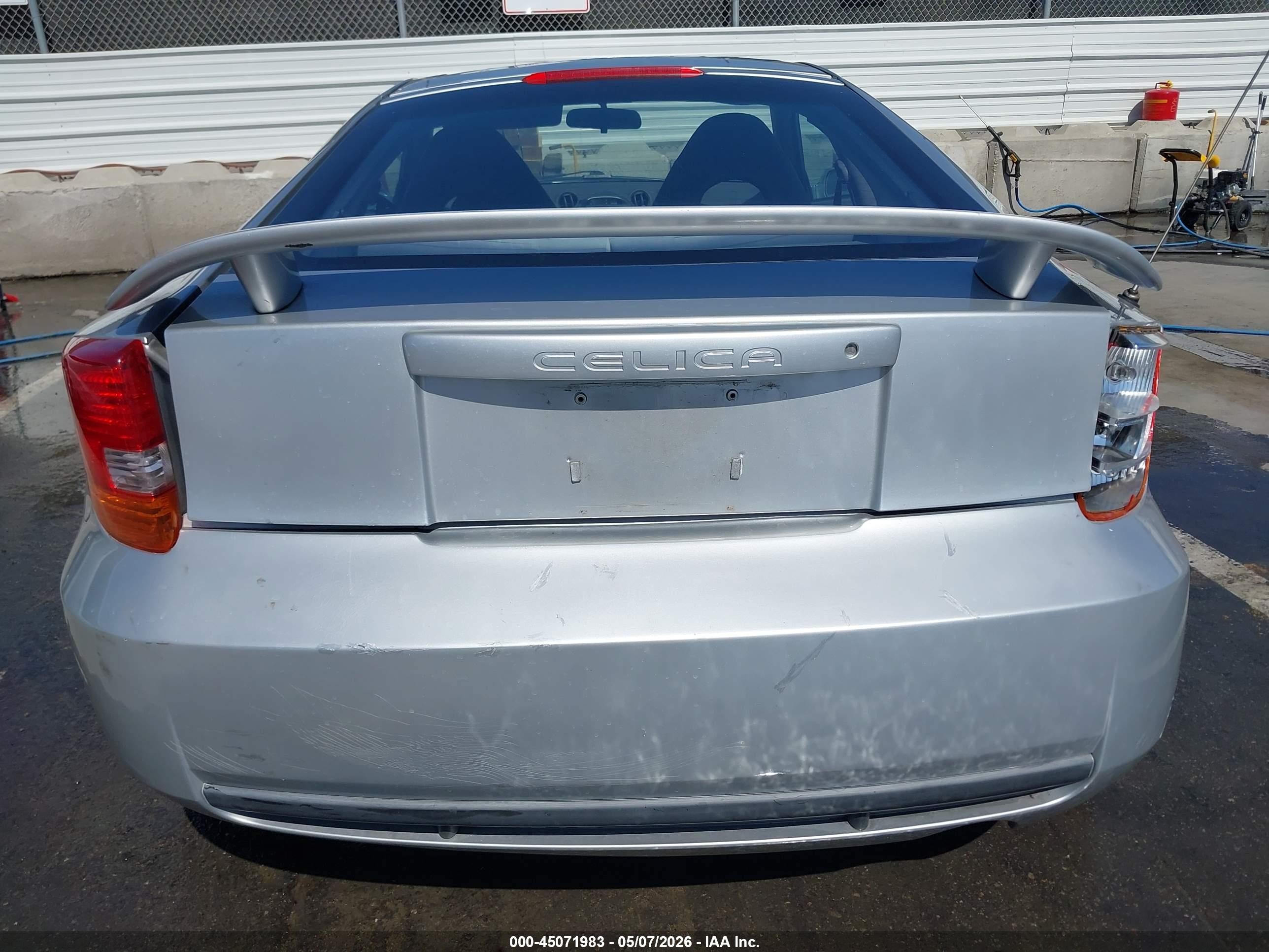 2000 Toyota Celica Gt Silver vin: JTDDR32T2Y0068988