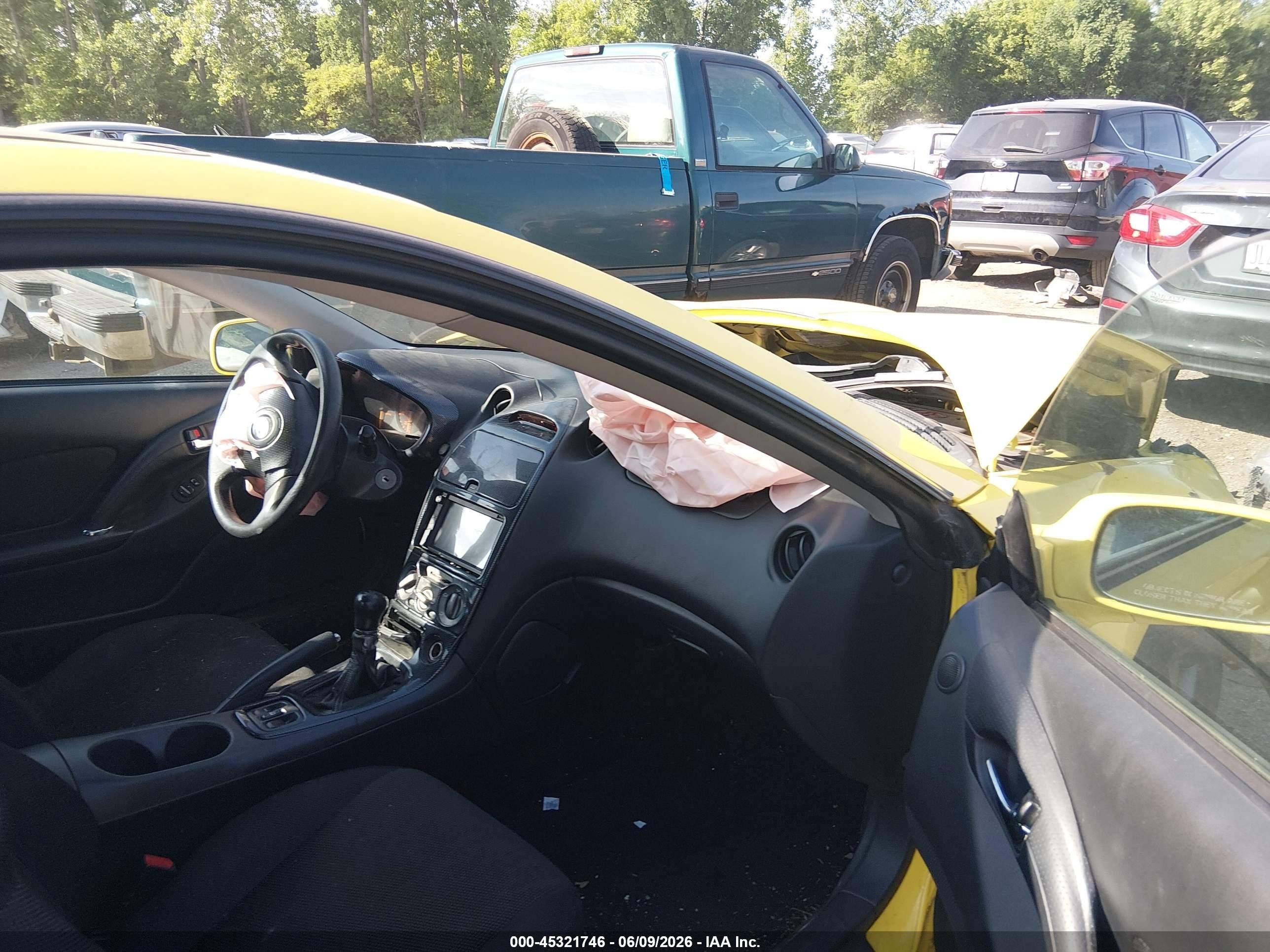 2003 Toyota Celica Gt Yellow vin: JTDDR32T330147661