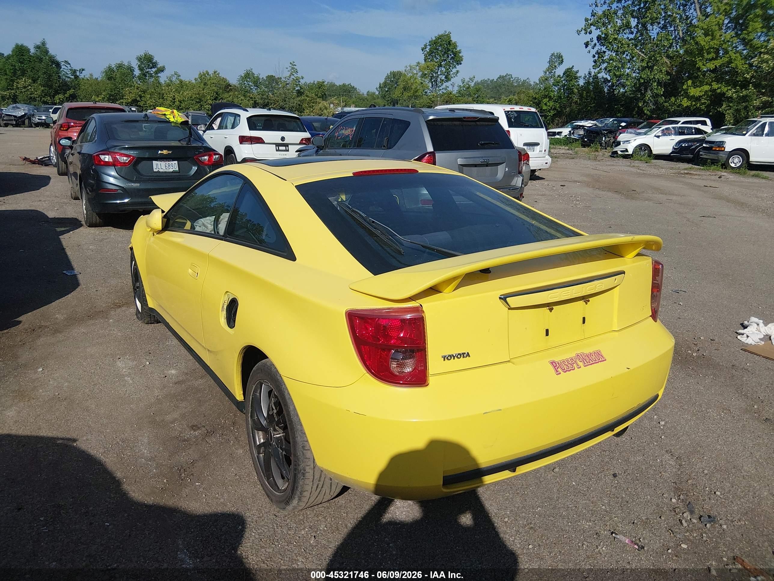 2003 Toyota Celica Gt Yellow vin: JTDDR32T330147661