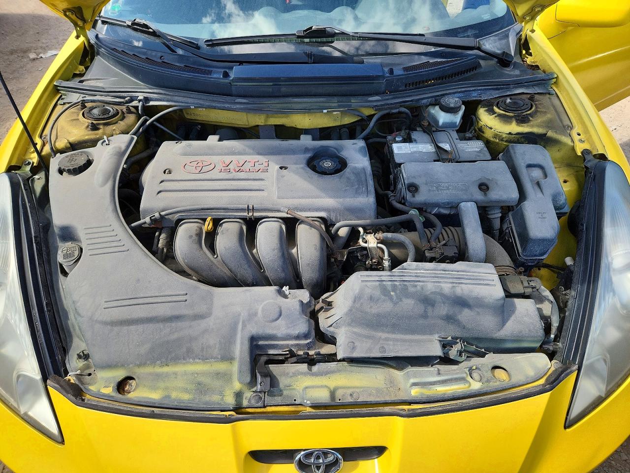 2002 Toyota Celica Gt Yellow vin: JTDDR32T520115406