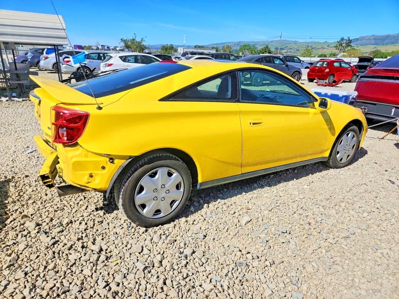 2003 Toyota Celica Gt Yellow vin: JTDDR32T530161920
