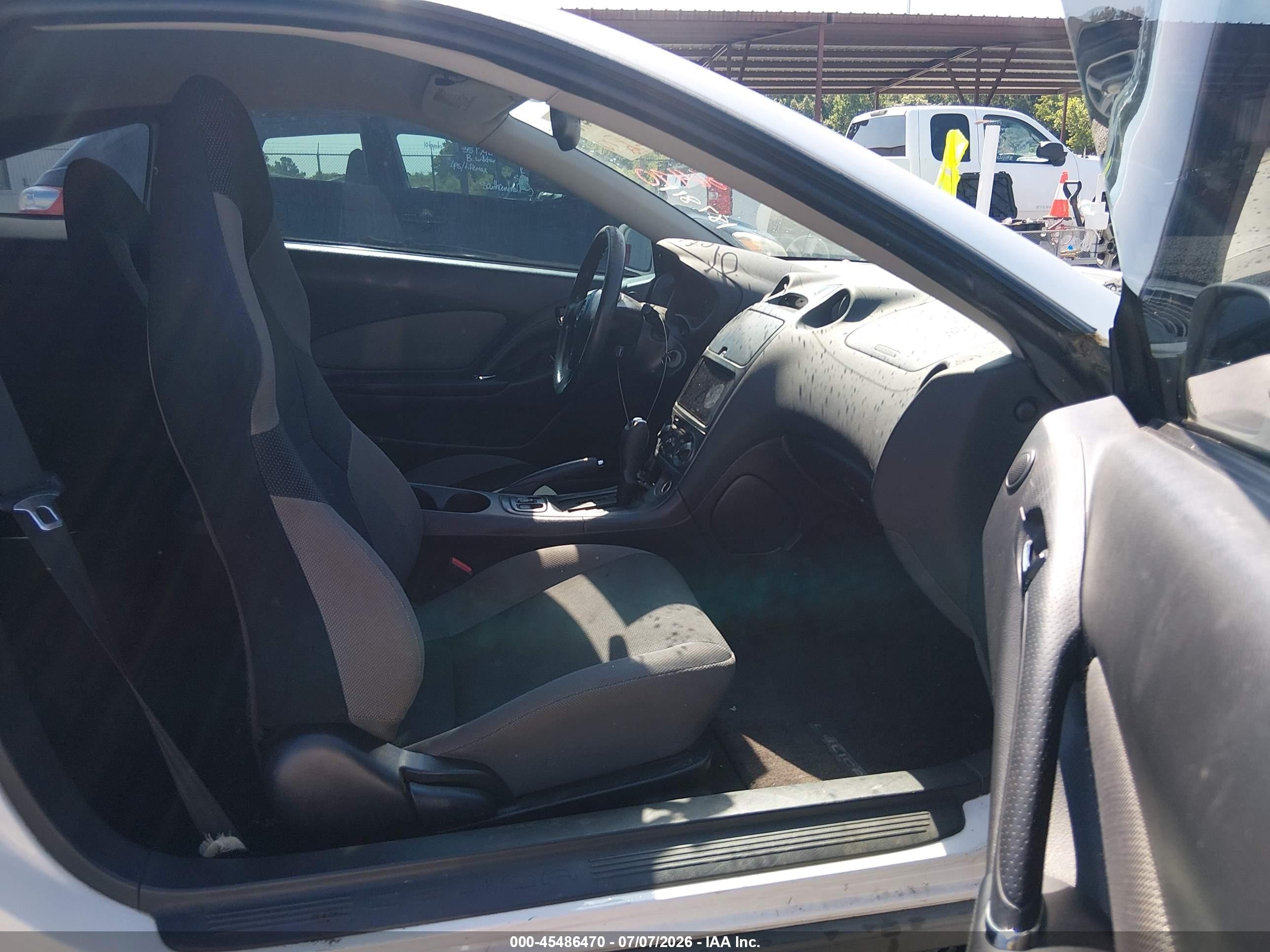 2005 Toyota Celica Gt White vin: JTDDR32T550187811