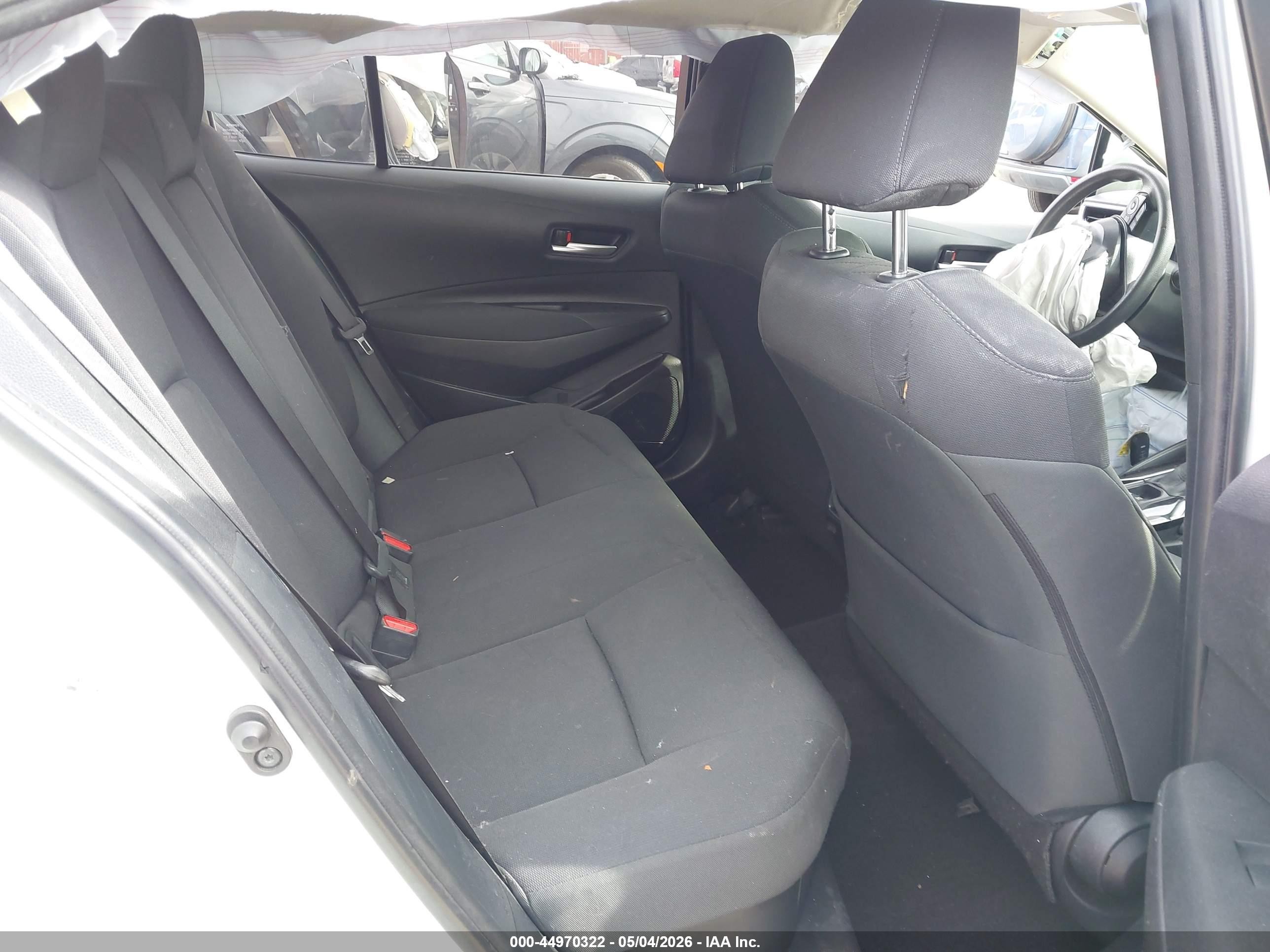 2021 Toyota Corolla Hybrid Le White vin: JTDEAMDE5MJ032927