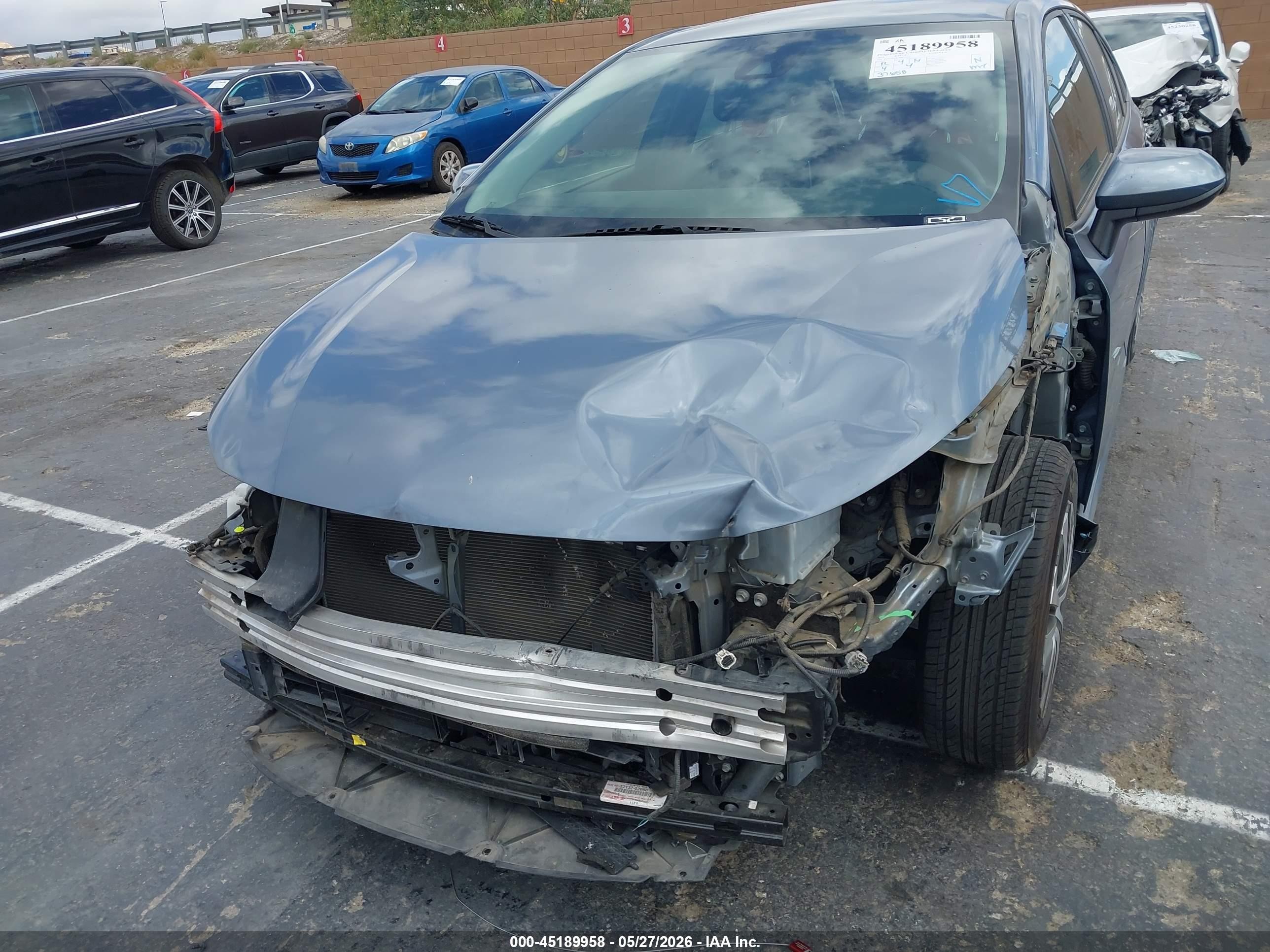 2021 Toyota Corolla Hybrid Le Blue vin: JTDEAMDE7MJ033139
